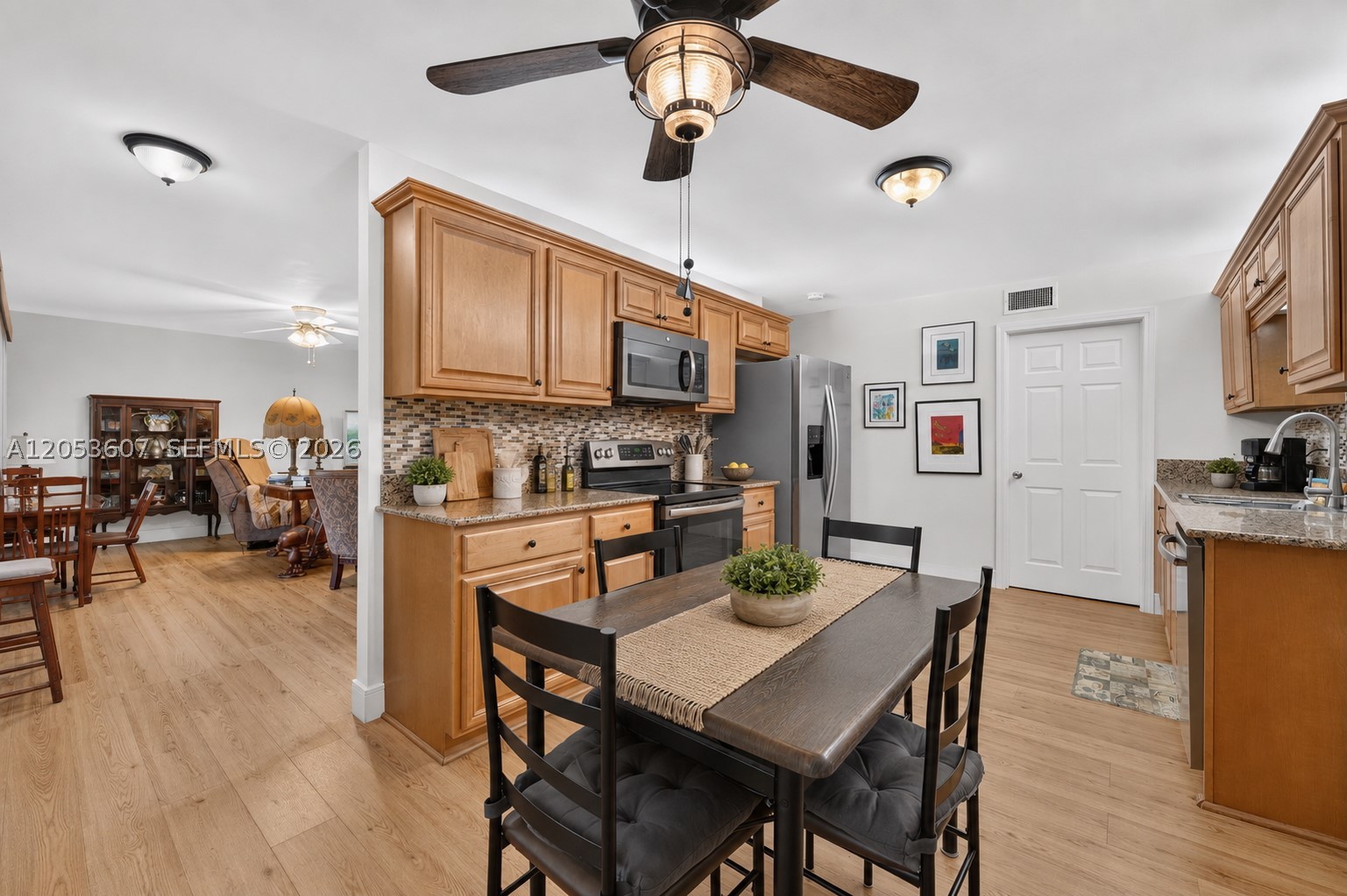 EASTVIEW VILLAGE SQUARE C - Residential