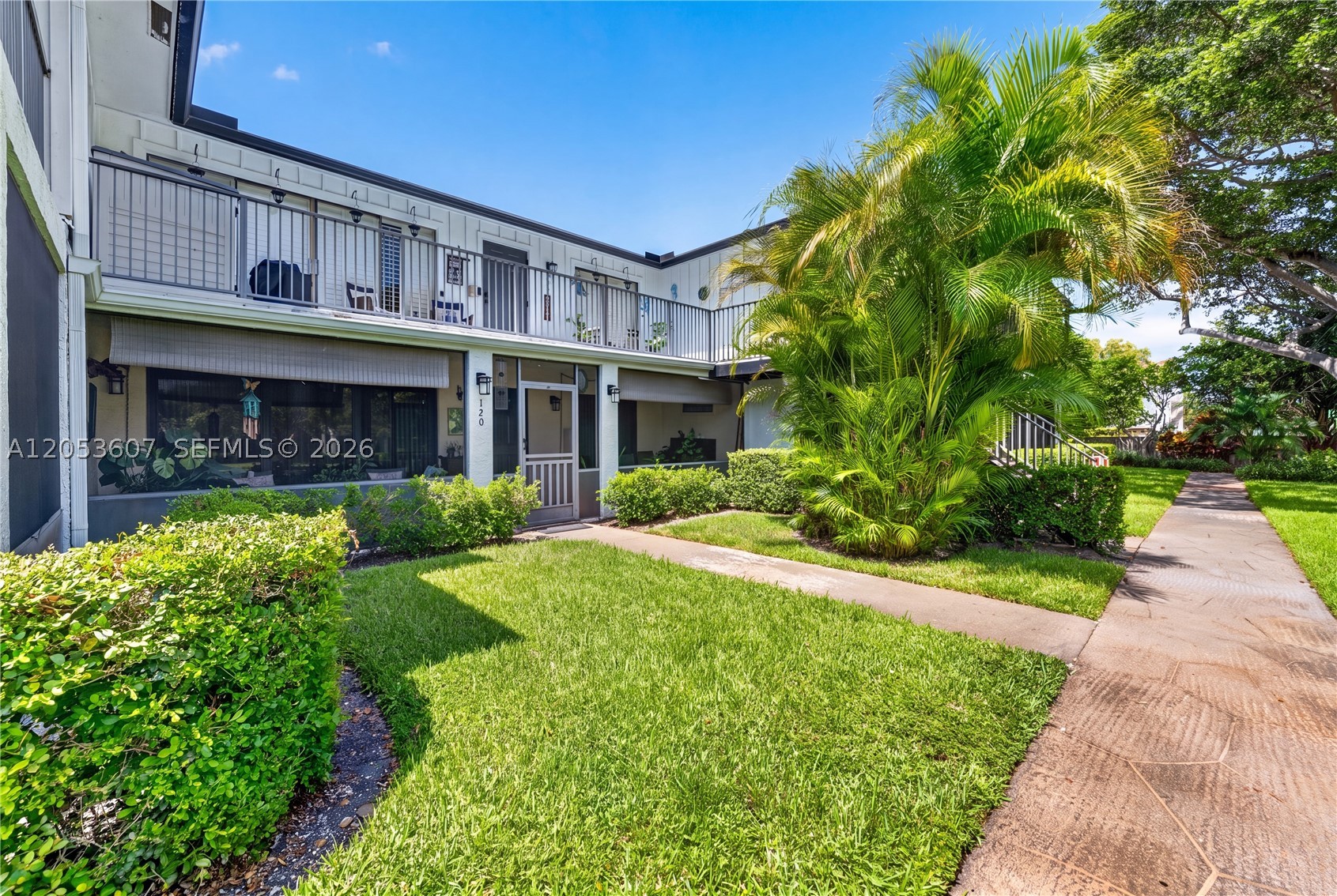 EASTVIEW VILLAGE SQUARE C - Residential