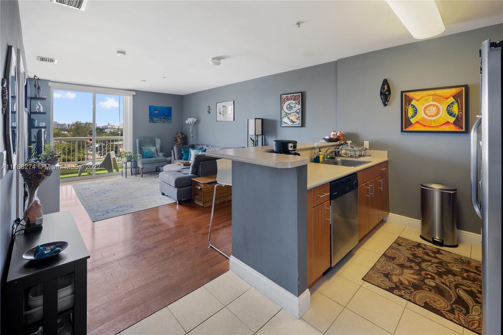 GROVE WAY CONDO - Residential