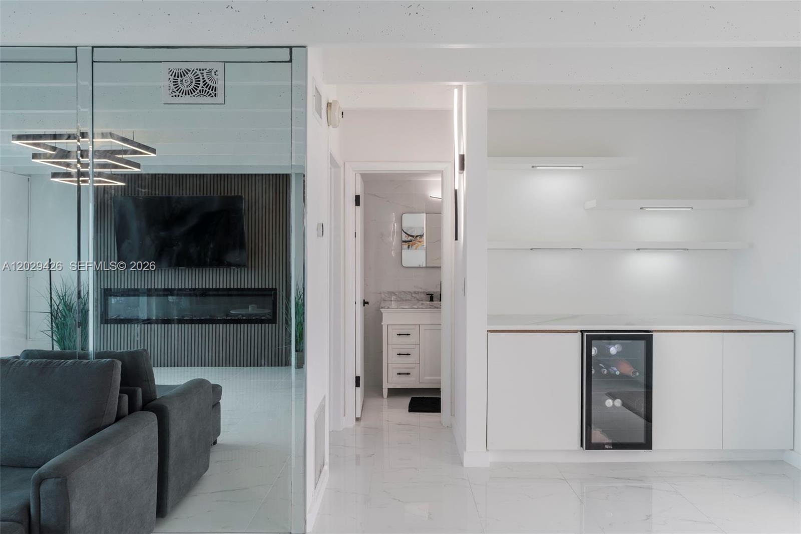 IMPERIAL HOUSE INC - Residential