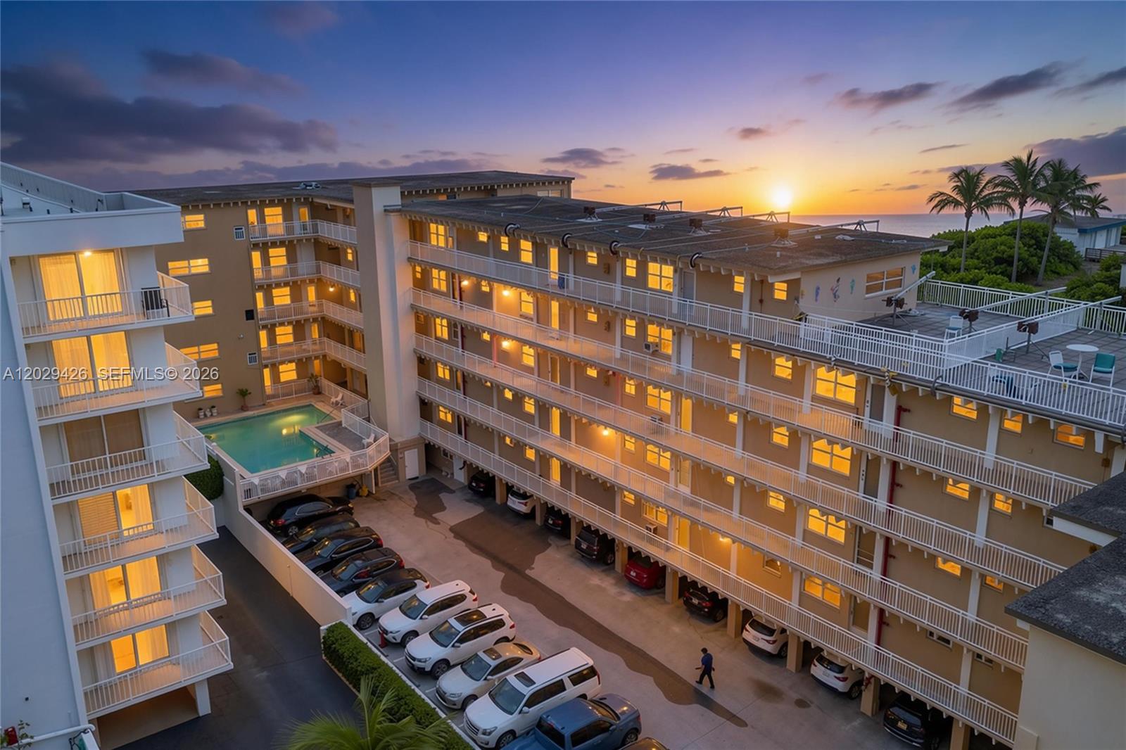 IMPERIAL HOUSE INC - Residential