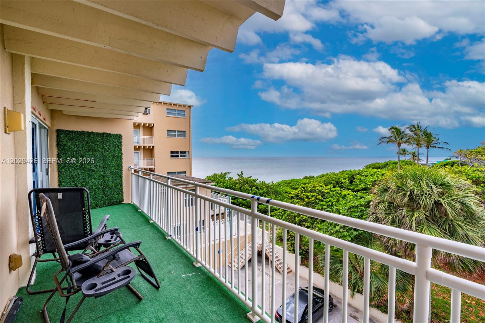 IMPERIAL HOUSE INC - Residential
