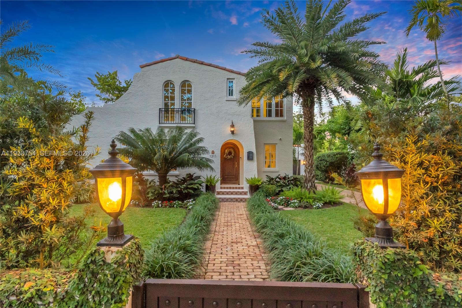 CORAL GABLES SEC E - Residential