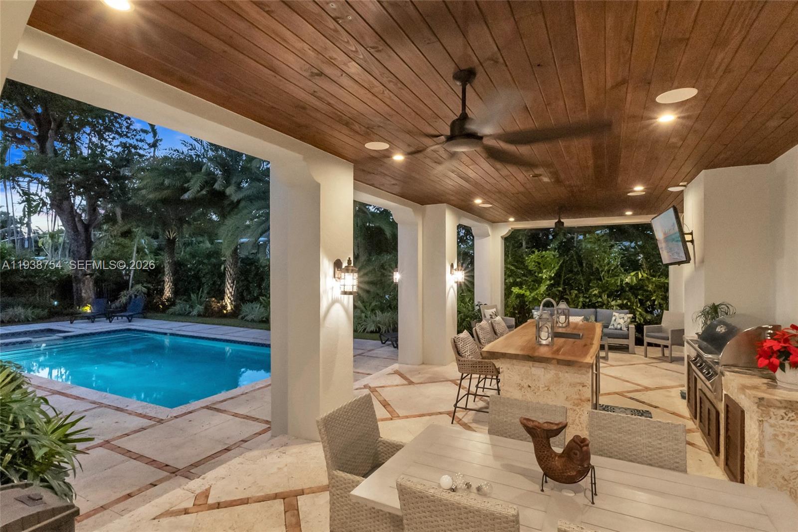 CORAL GABLES SEC E - Residential