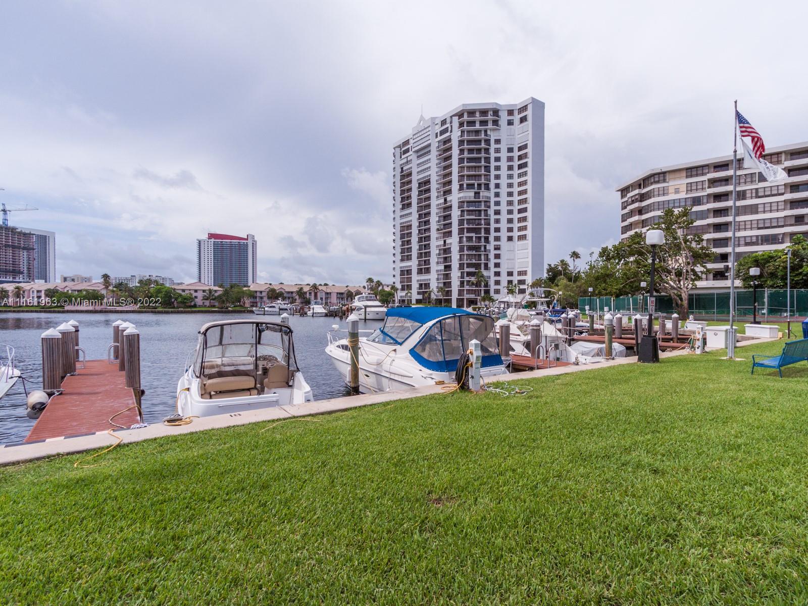 OLYMPUS CONDO - Residential