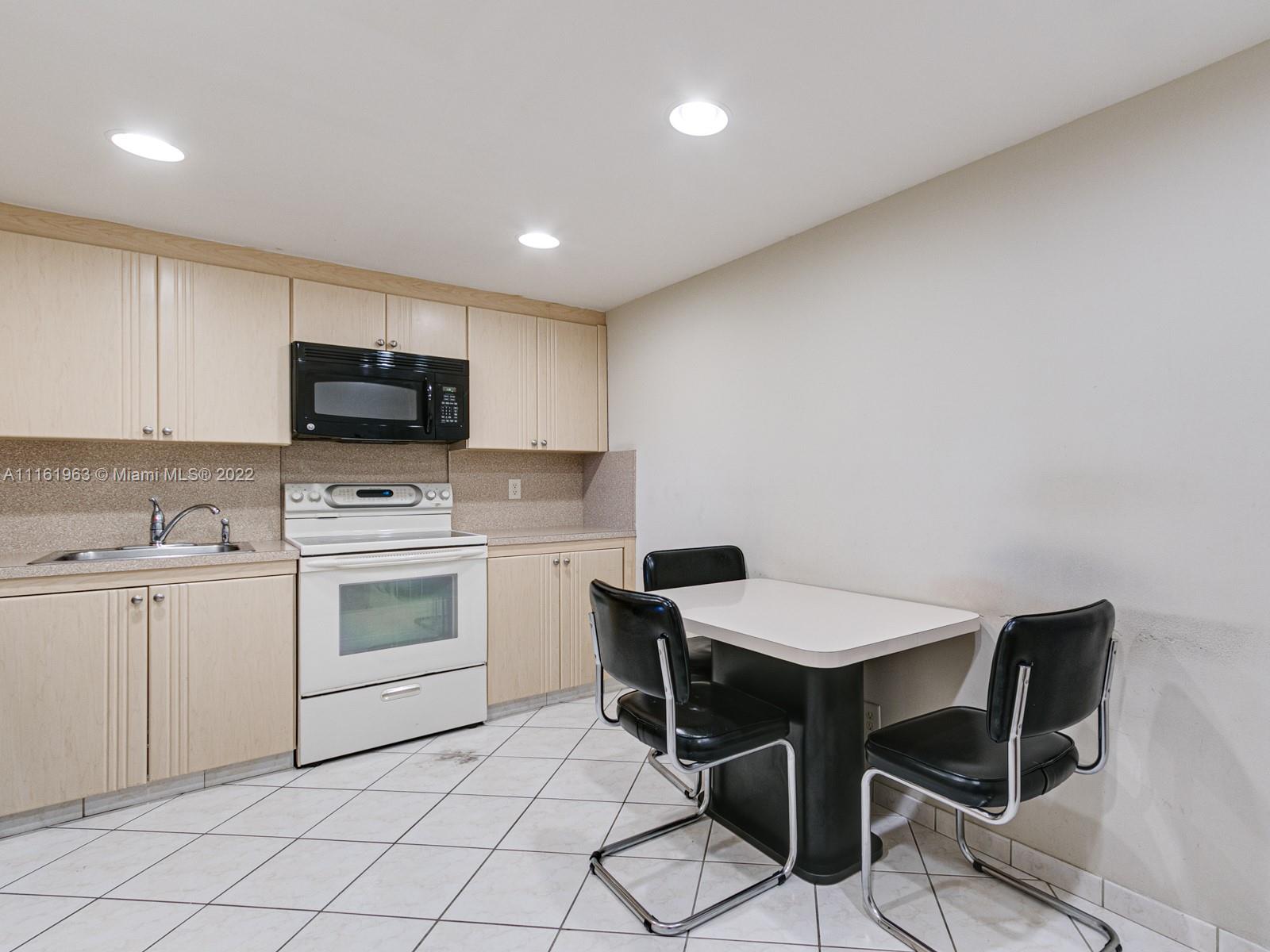 OLYMPUS CONDO - Residential