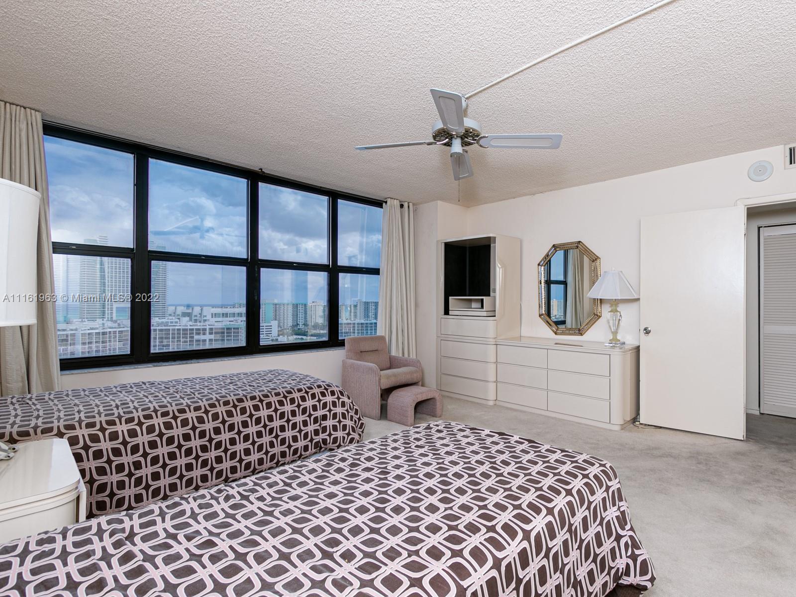 OLYMPUS CONDO - Residential