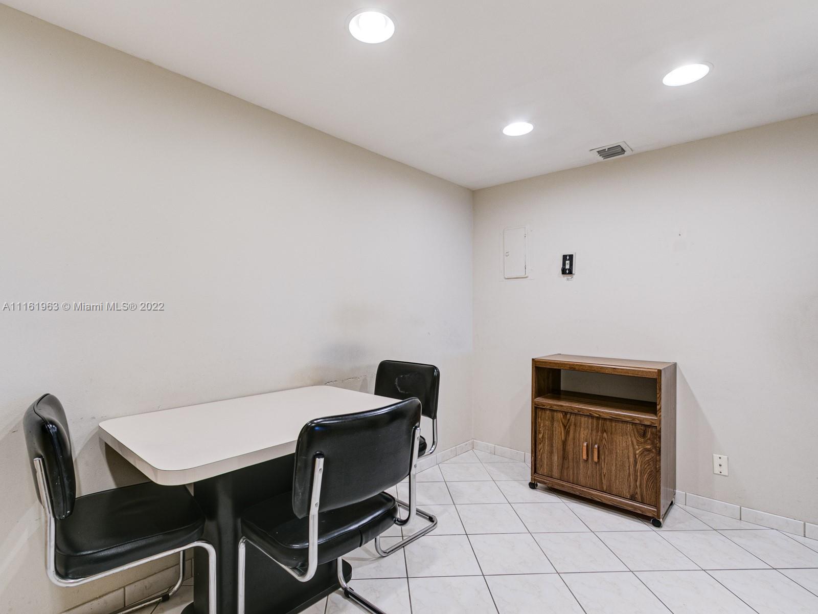 OLYMPUS CONDO - Residential