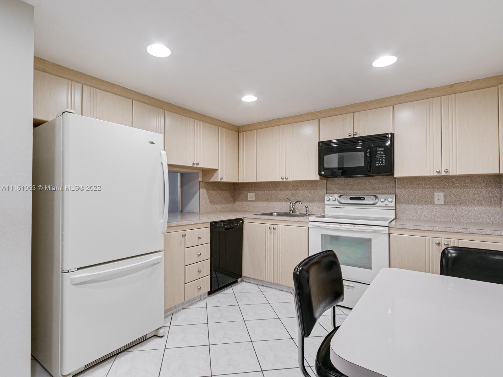OLYMPUS CONDO - Residential