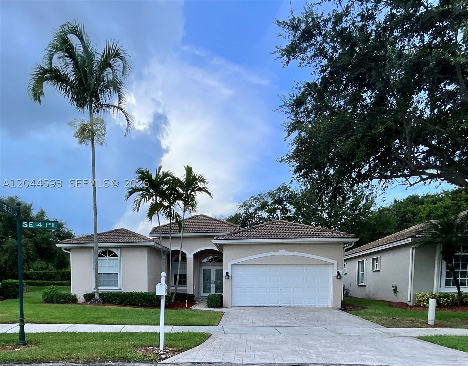 Beautiful 4-bedroom, 3-bath home located in one of Homestead’s most sought-after neighborhoods, offering a spacious split floor plan and approximately 2,098 sq ft of living space. Situated on an oversized 10,108 sq ft lot, this well-maintained residence provides the perfect blend of comfort, functionality, and room to grow.
The open and inviting layout features bright living areas, generously sized bedrooms, and a private primary suite designed for relaxation. The split floor plan enhances privacy, making it ideal for families and entertaining.
Conveniently located near top schools, shopping centers, restaurants, parks, Baptist Health Homestead Hospital, and major highways including the Florida Turnpike, offering easy access to Miami and the Florida Keys.