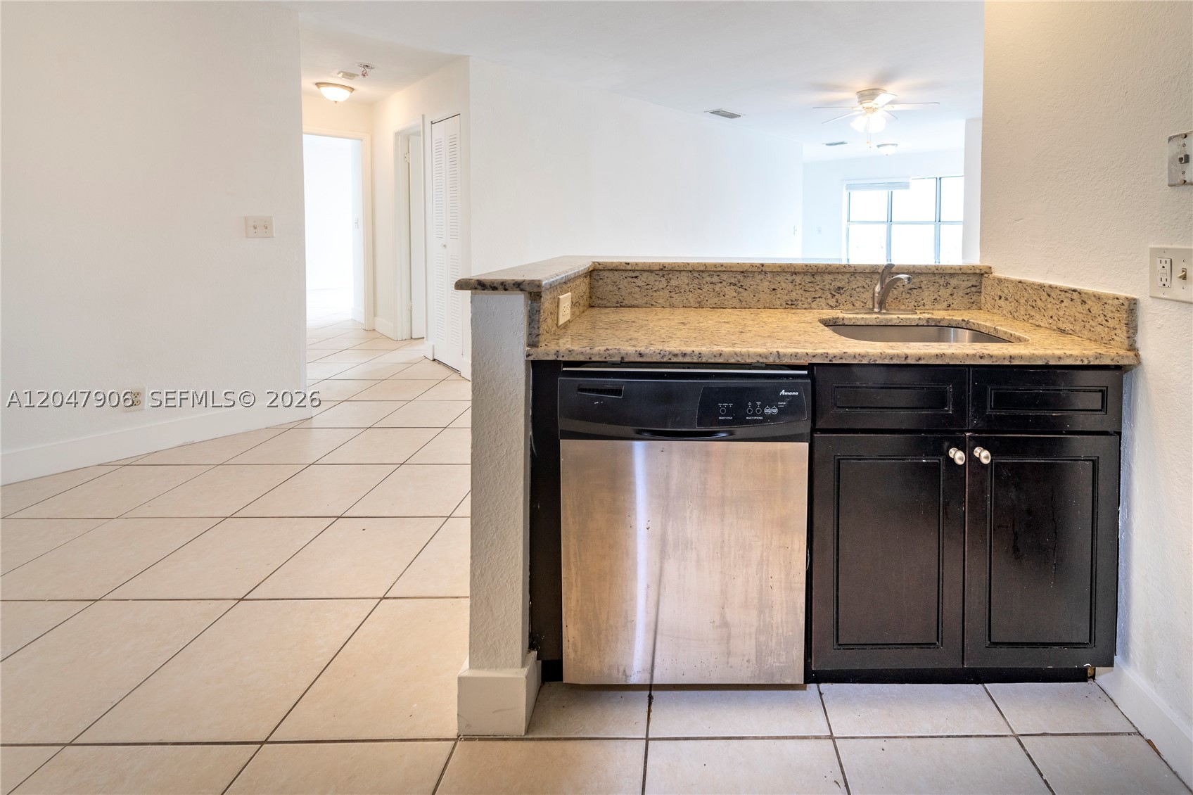CORAL KEY CONDO - Residential