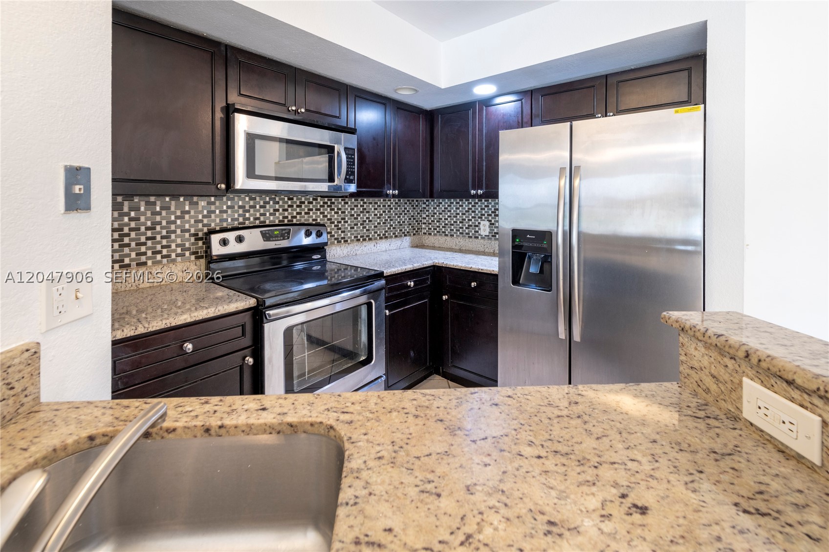 CORAL KEY CONDO - Residential