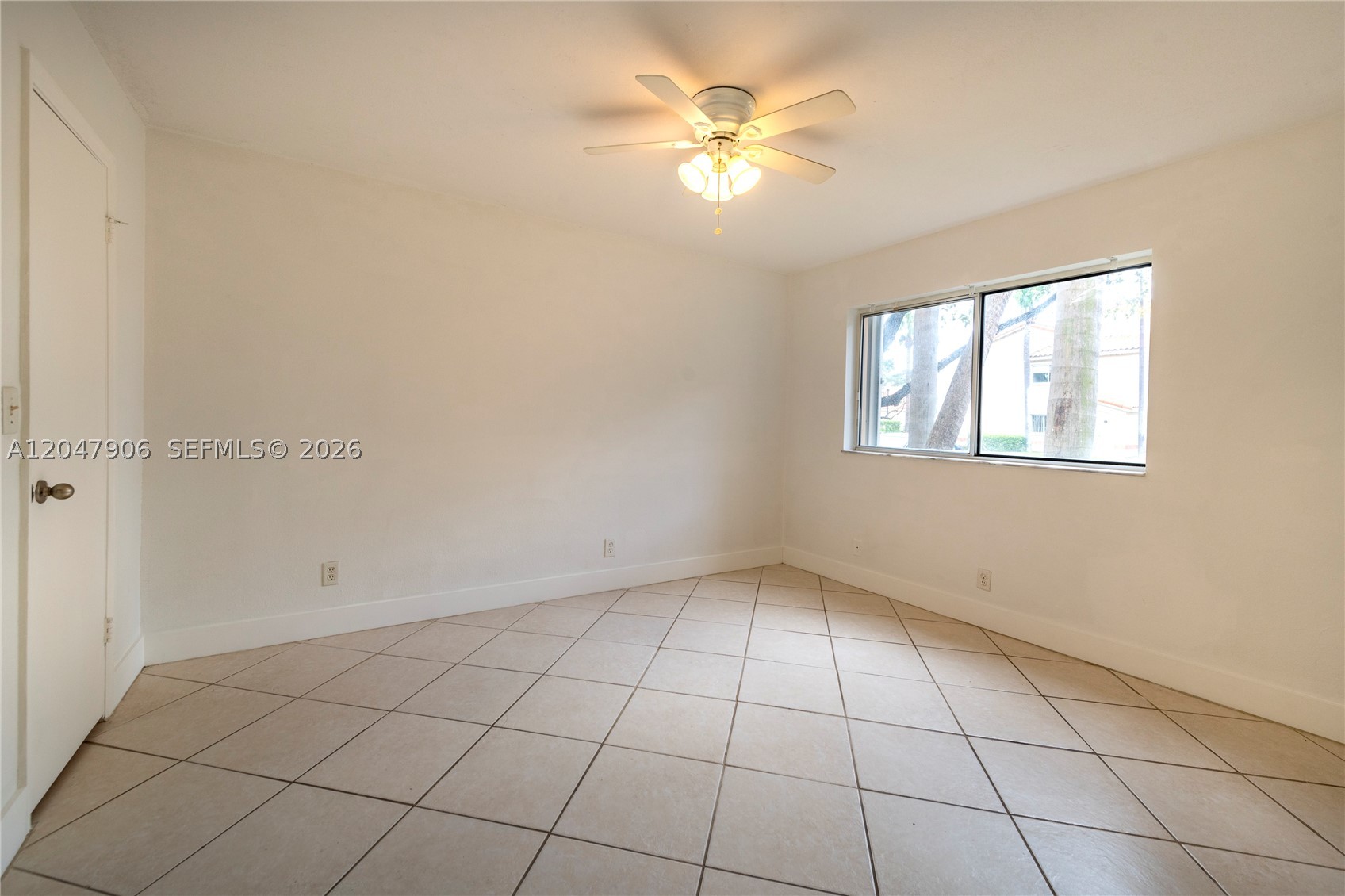 CORAL KEY CONDO - Residential