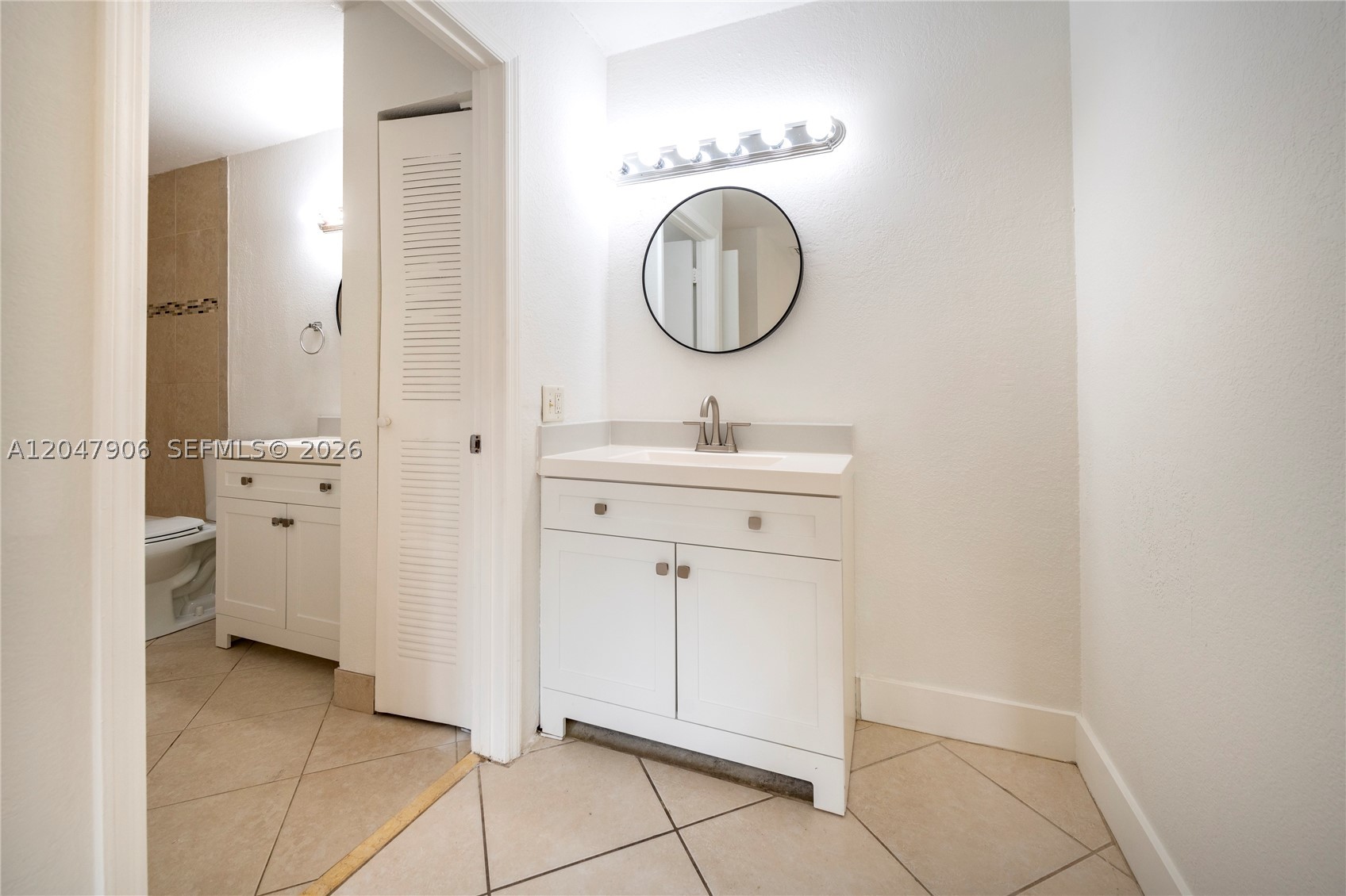 CORAL KEY CONDO - Residential