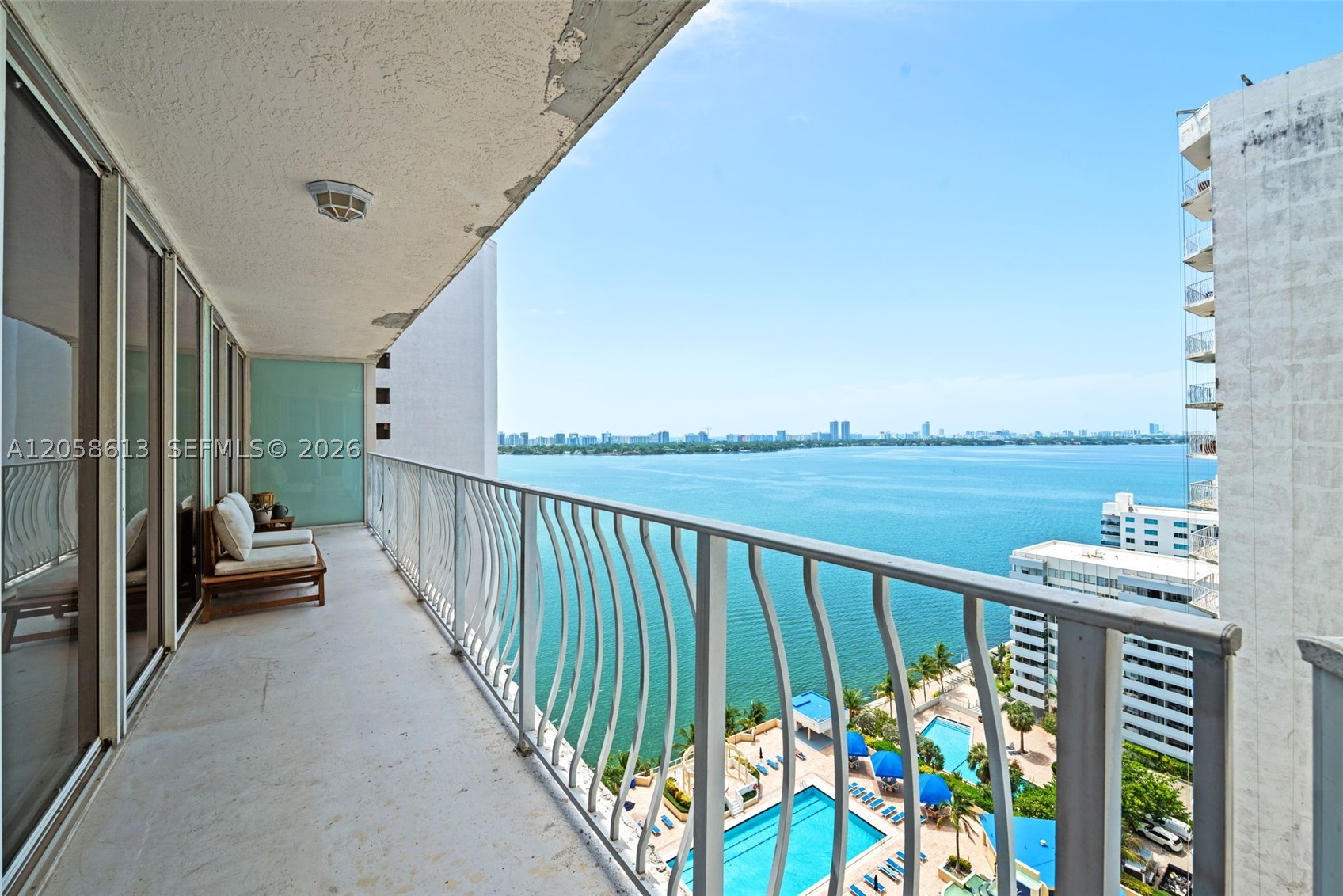 THE GRANDVIEW PALACE COND - Residential