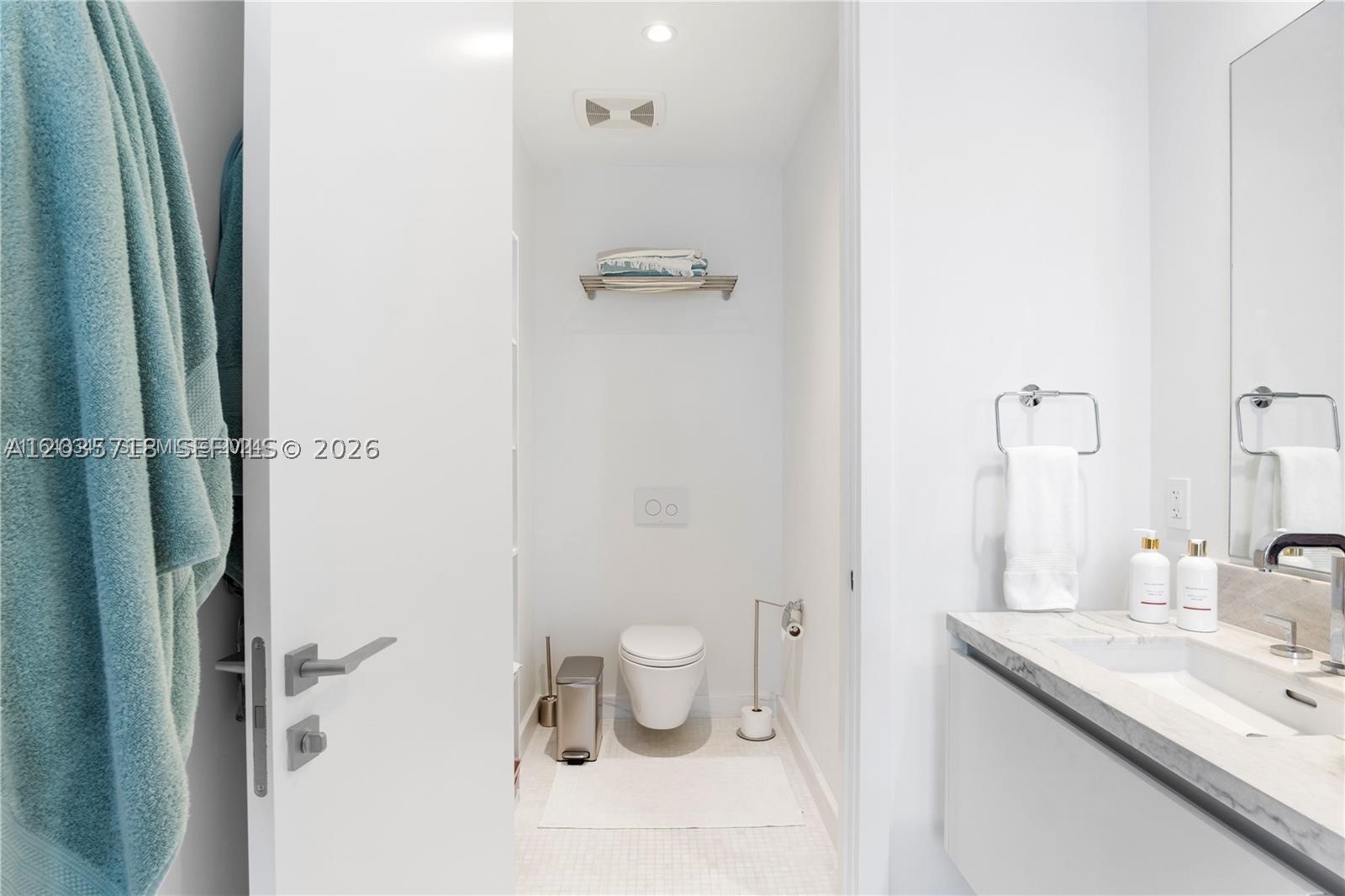 ESCOTTONIA PARK - Residential Lease