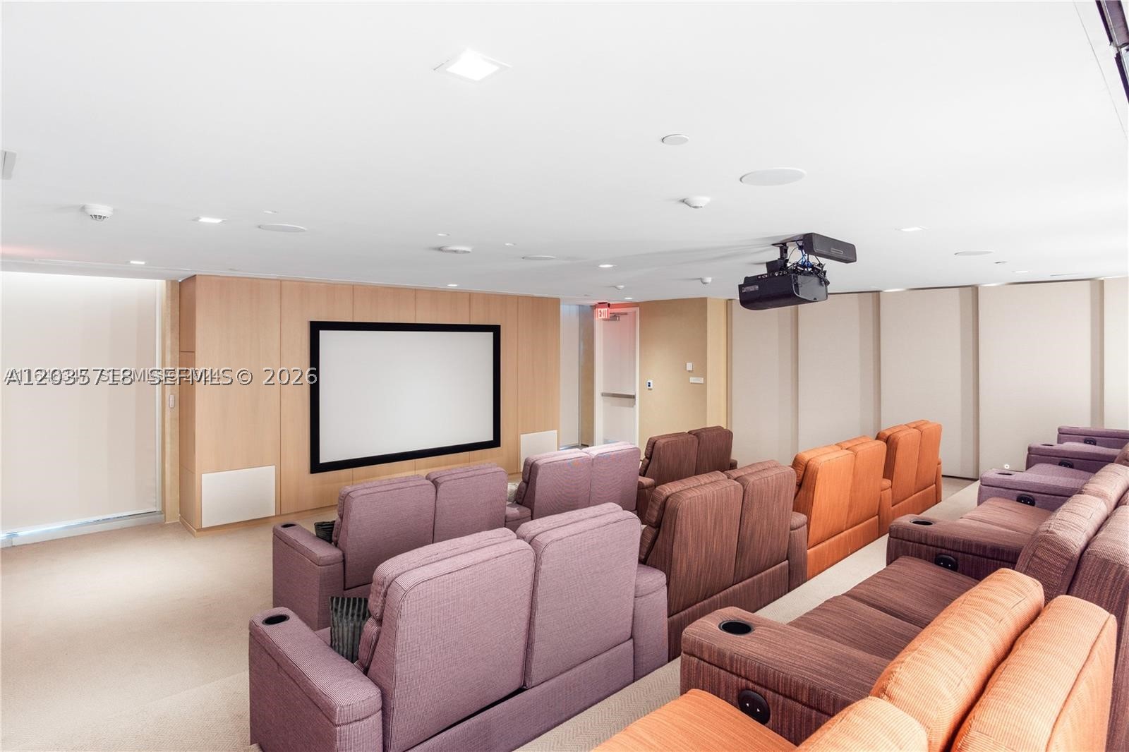 ESCOTTONIA PARK - Residential Lease