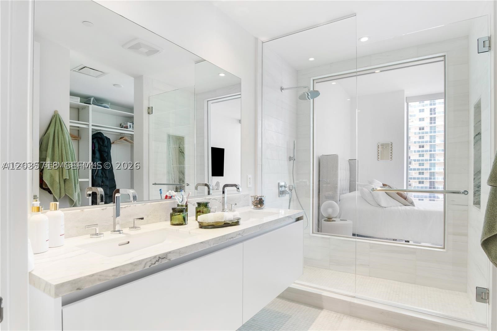 ESCOTTONIA PARK - Residential Lease