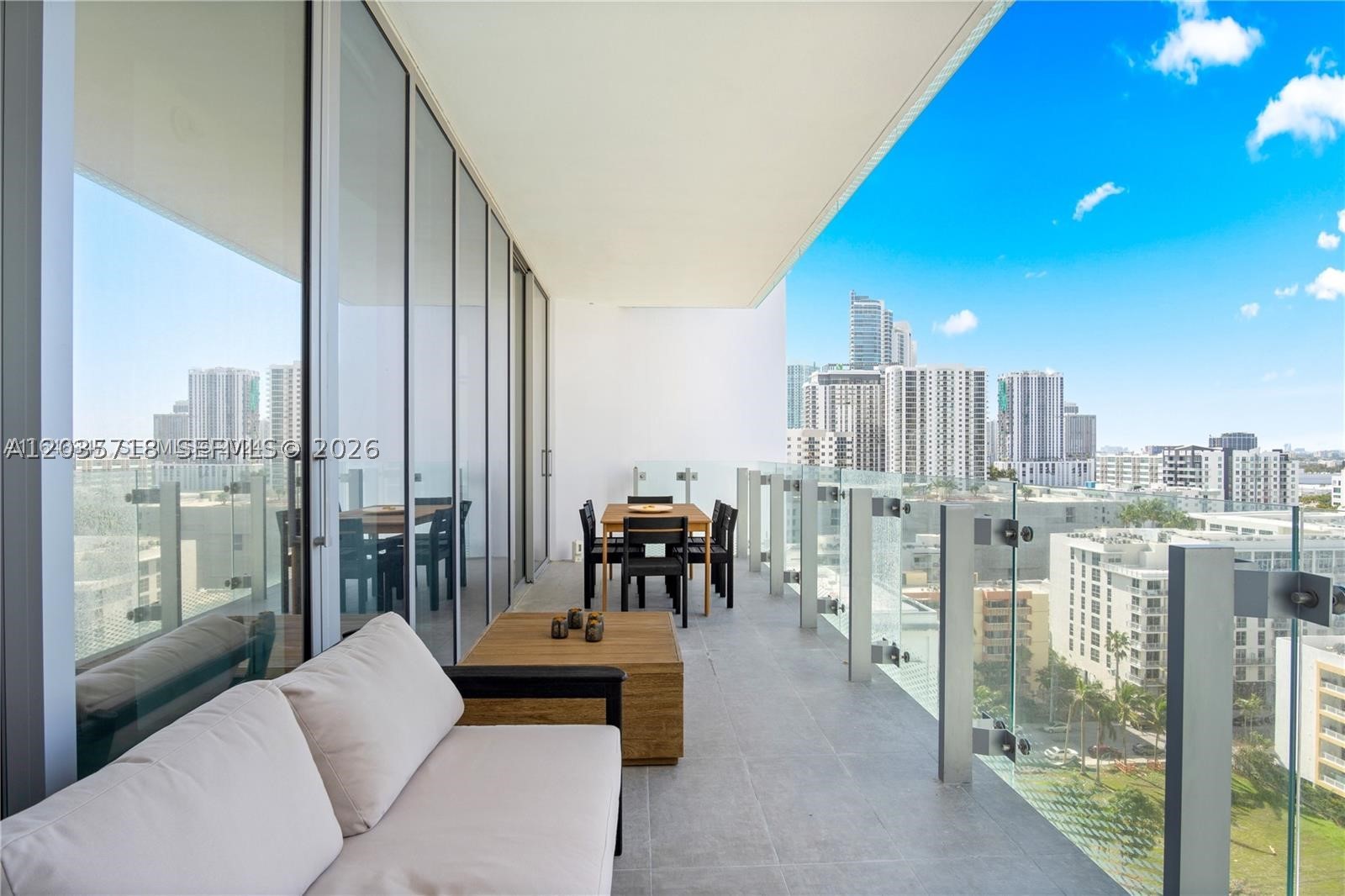 ESCOTTONIA PARK - Residential Lease