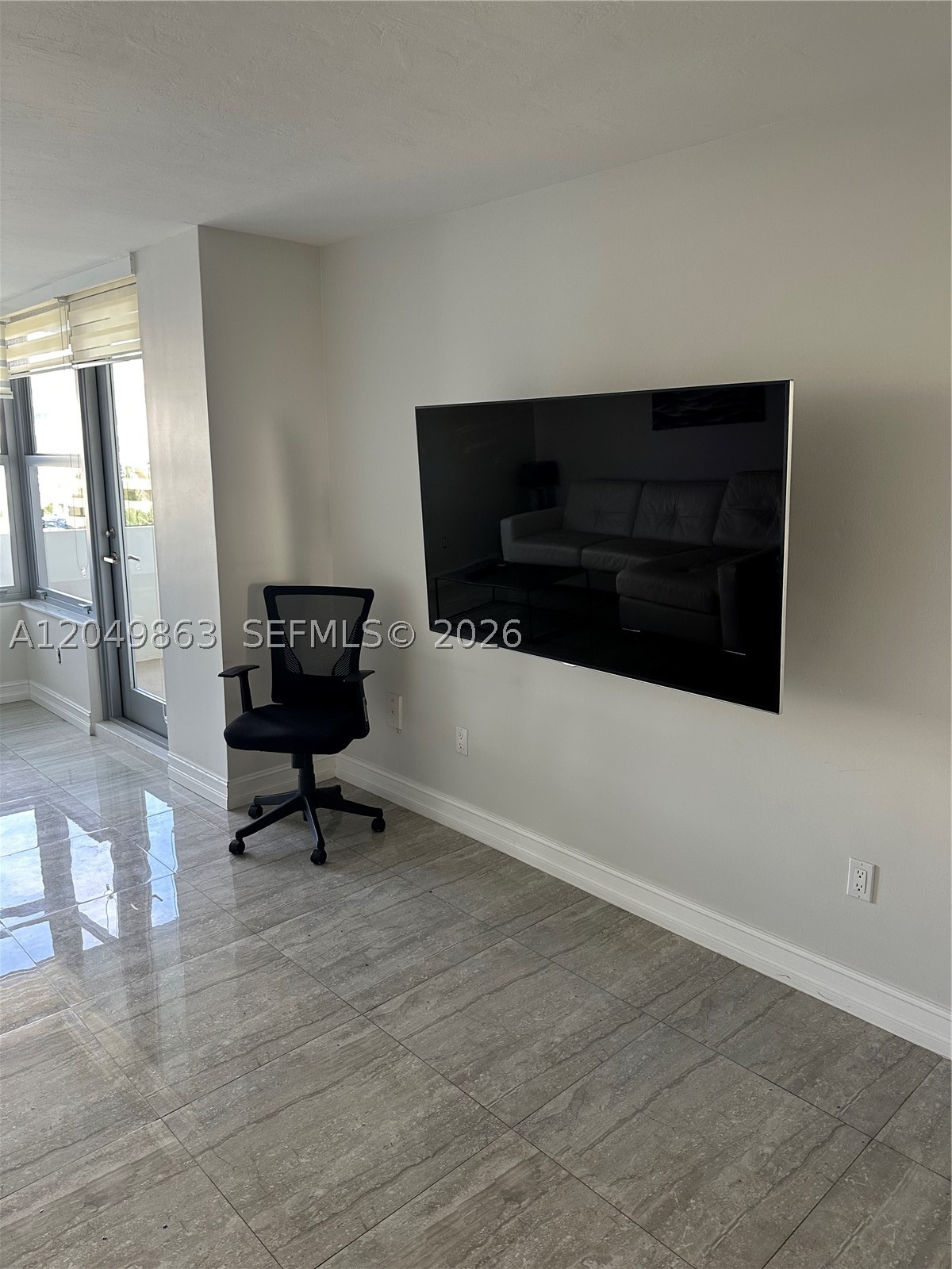TRITON TOWER CONDO - Residential Lease