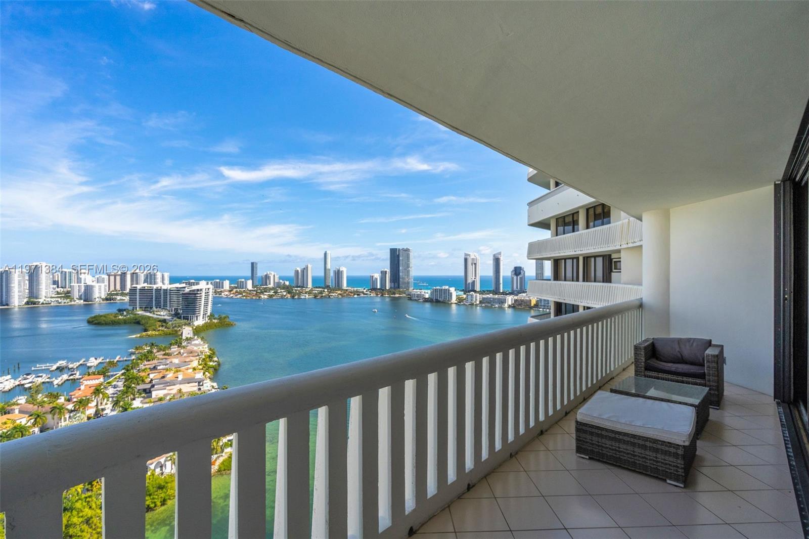 3000 ISL BLVD WILLIAMS IS - Residential