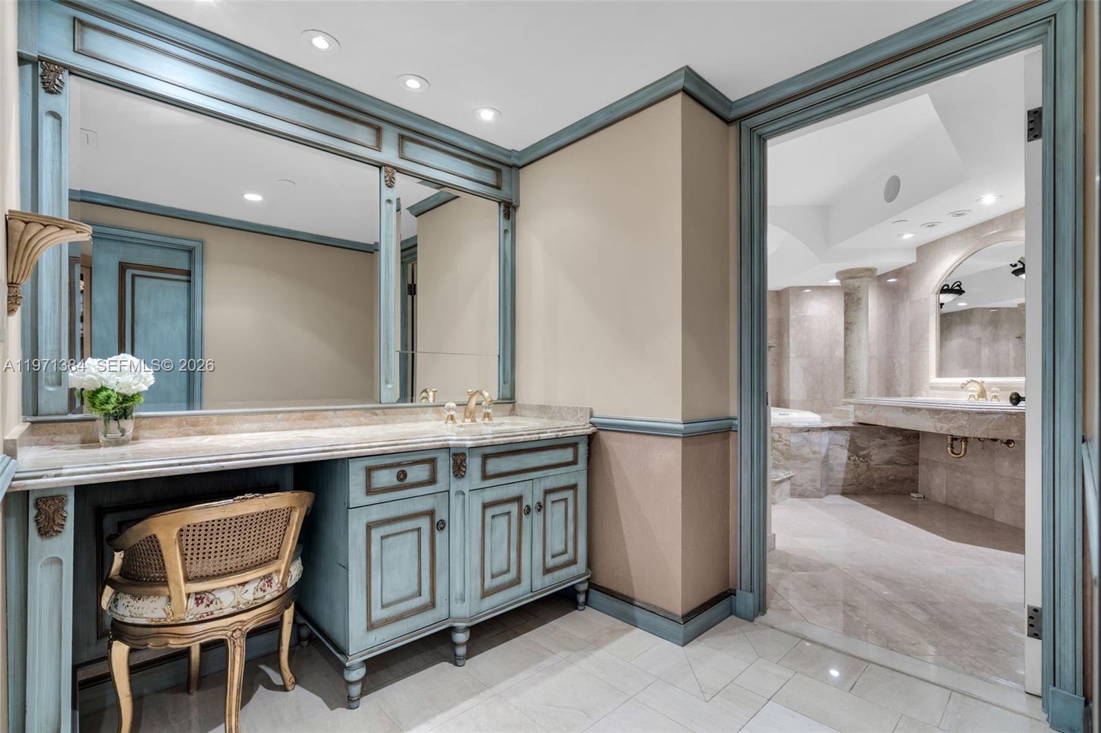 3000 ISL BLVD WILLIAMS IS - Residential