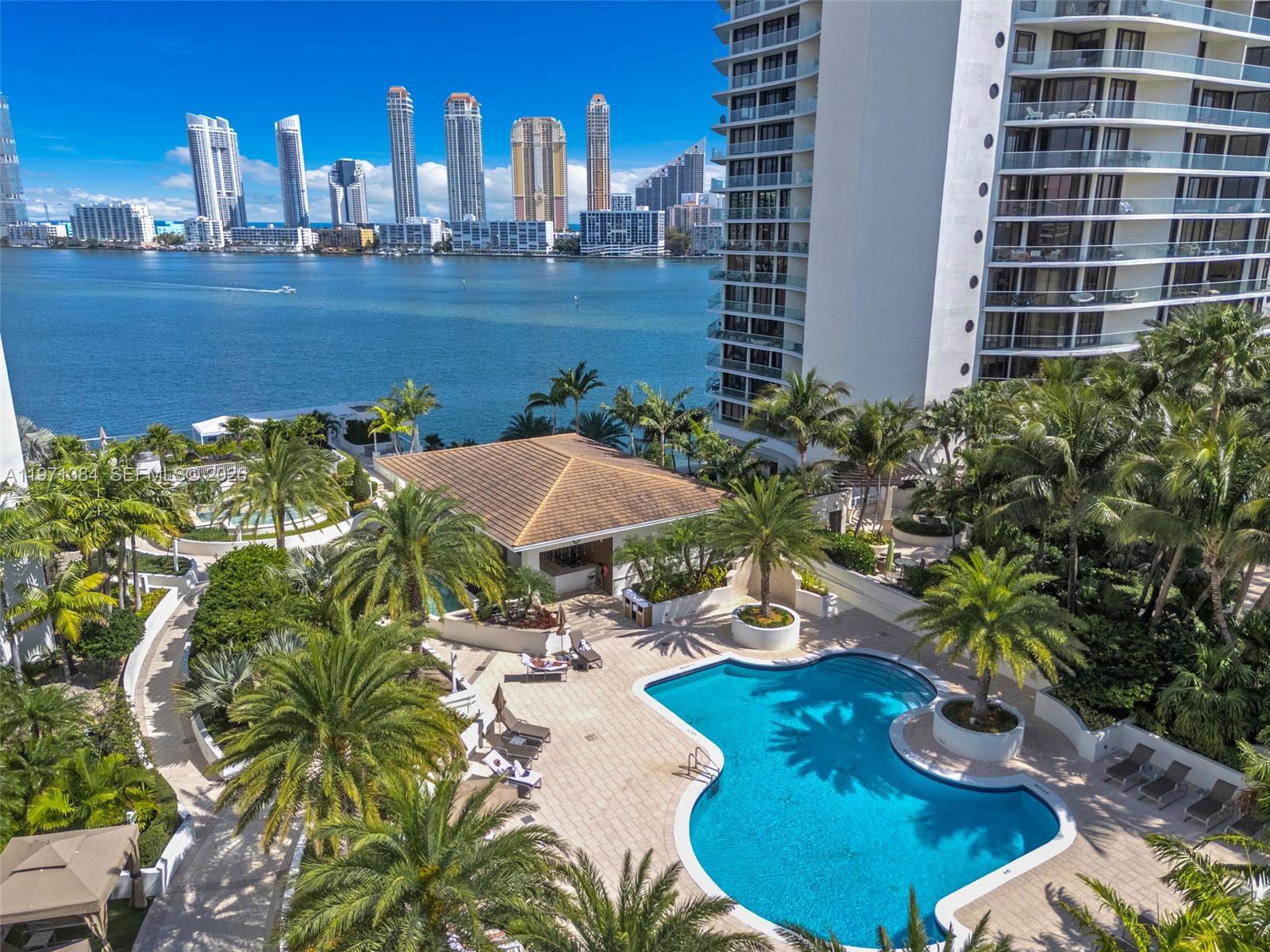 3000 ISL BLVD WILLIAMS IS - Residential