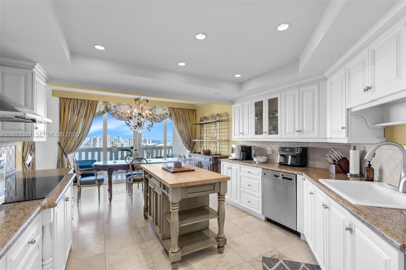 3000 ISL BLVD WILLIAMS IS - Residential