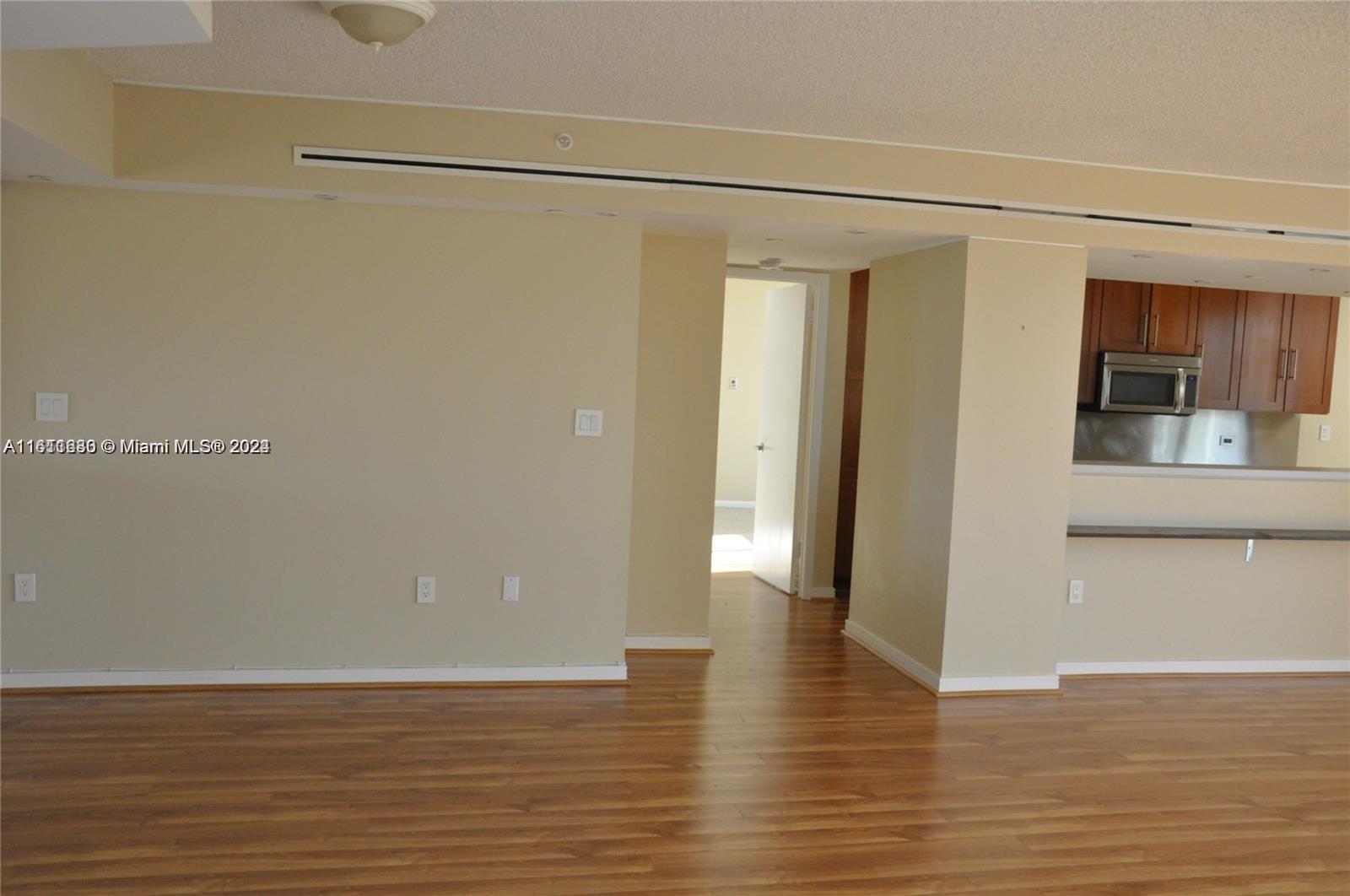 NINE ISLAND AVENUE CONDO - Residential Lease