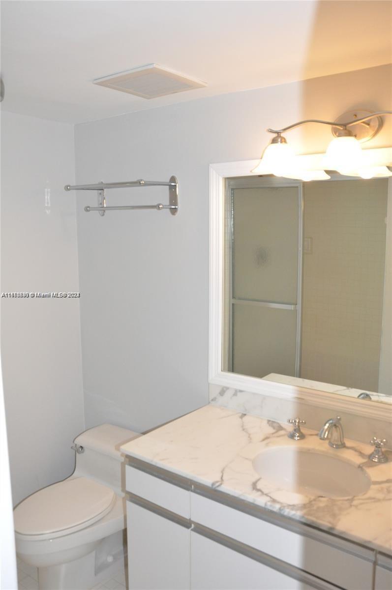 NINE ISLAND AVENUE CONDO - Residential Lease