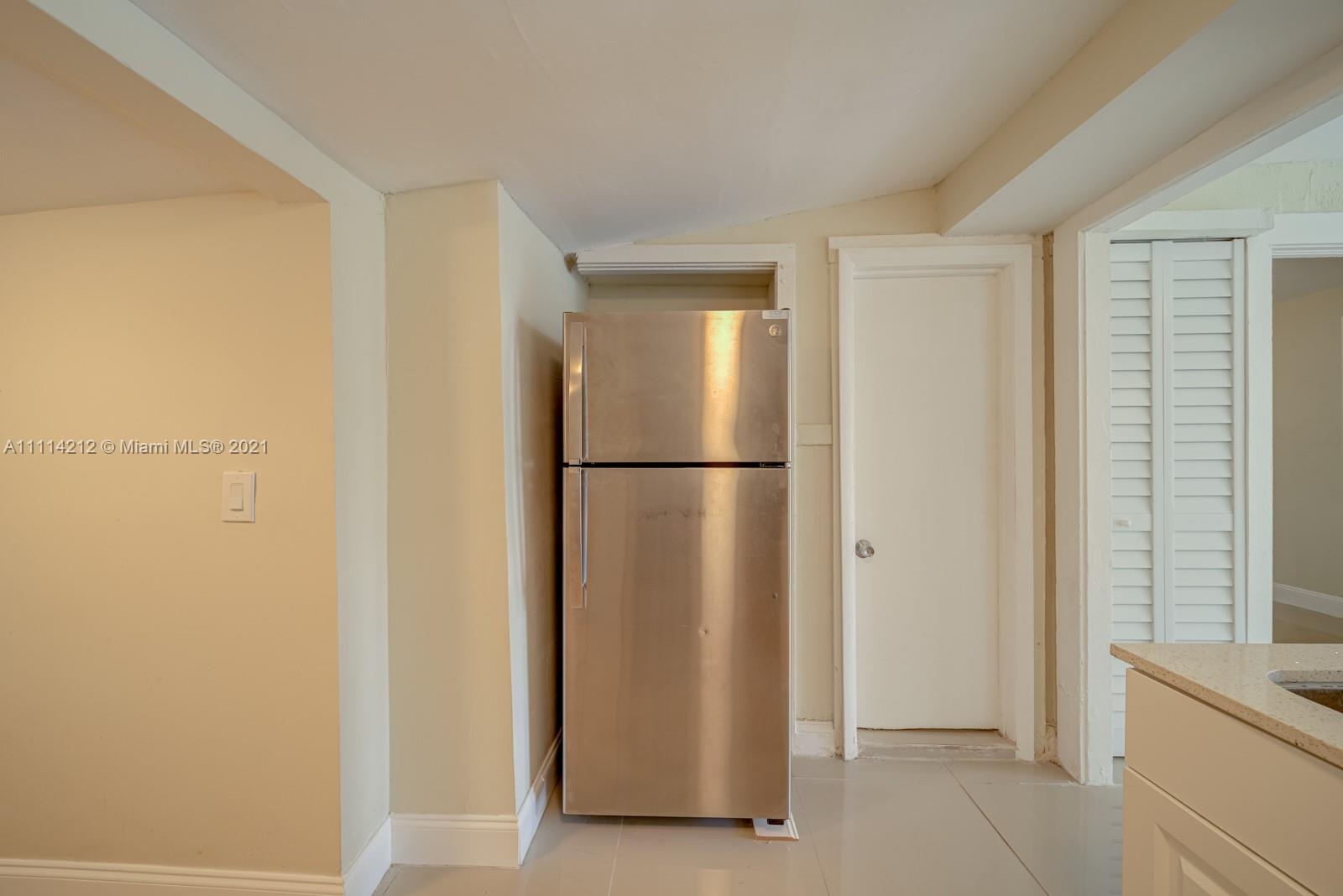PINE HIGHLANDS - Residential Lease