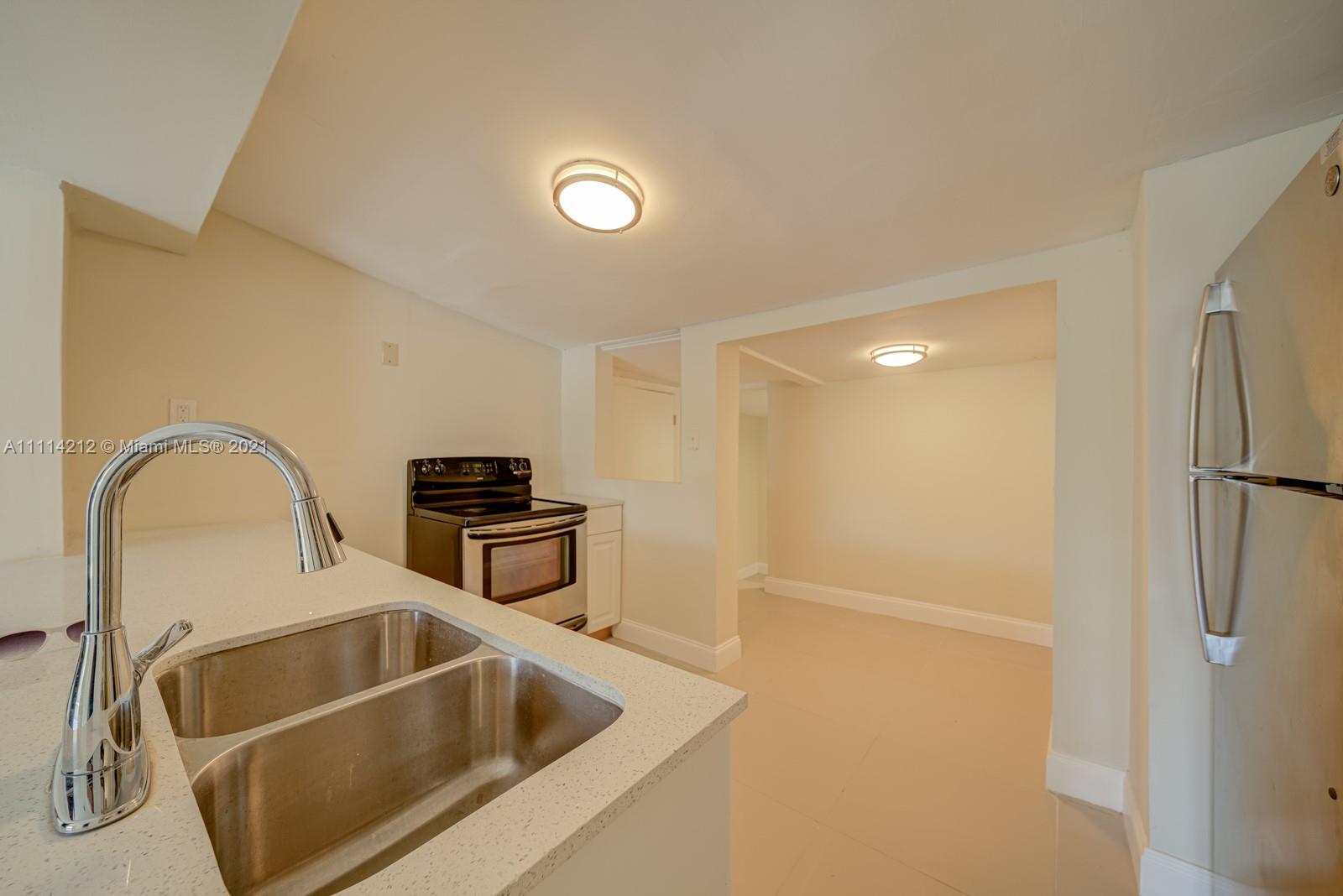 PINE HIGHLANDS - Residential Lease