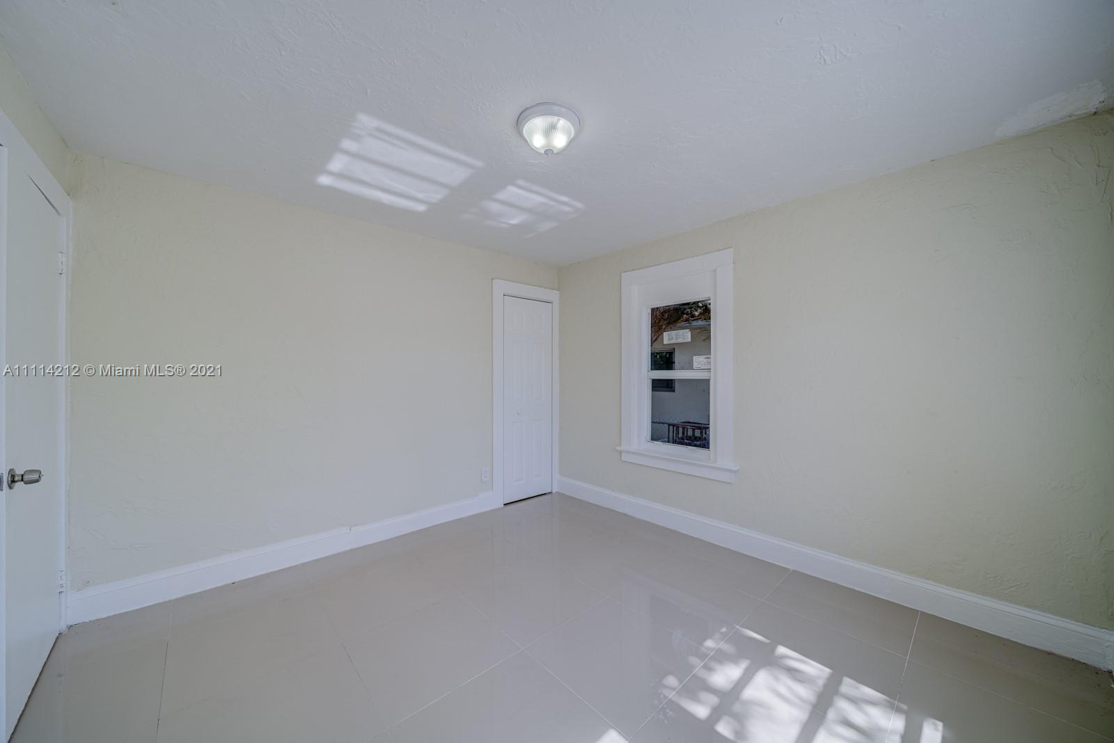PINE HIGHLANDS - Residential Lease