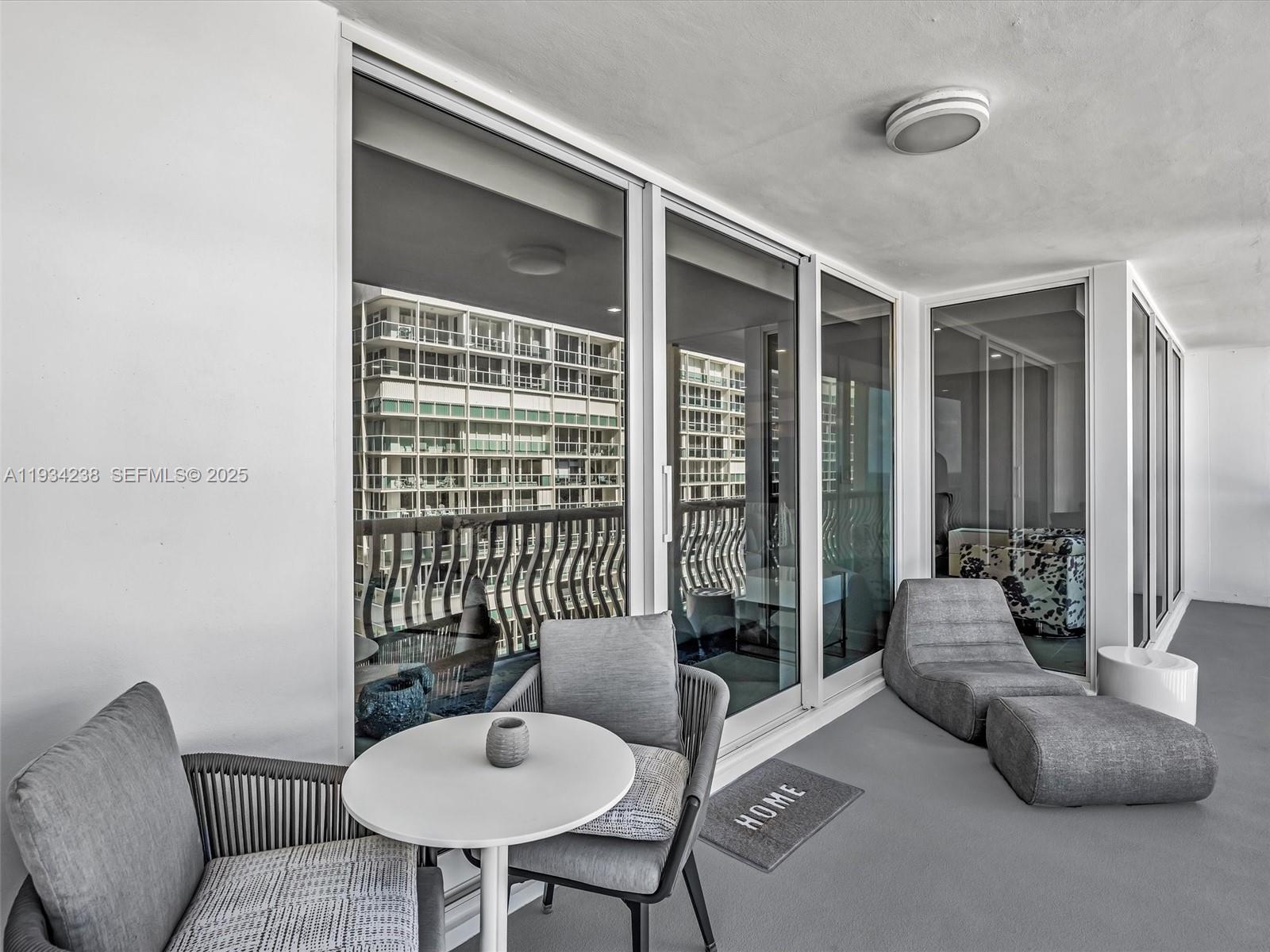 POINT OF AMERICAS II - Residential