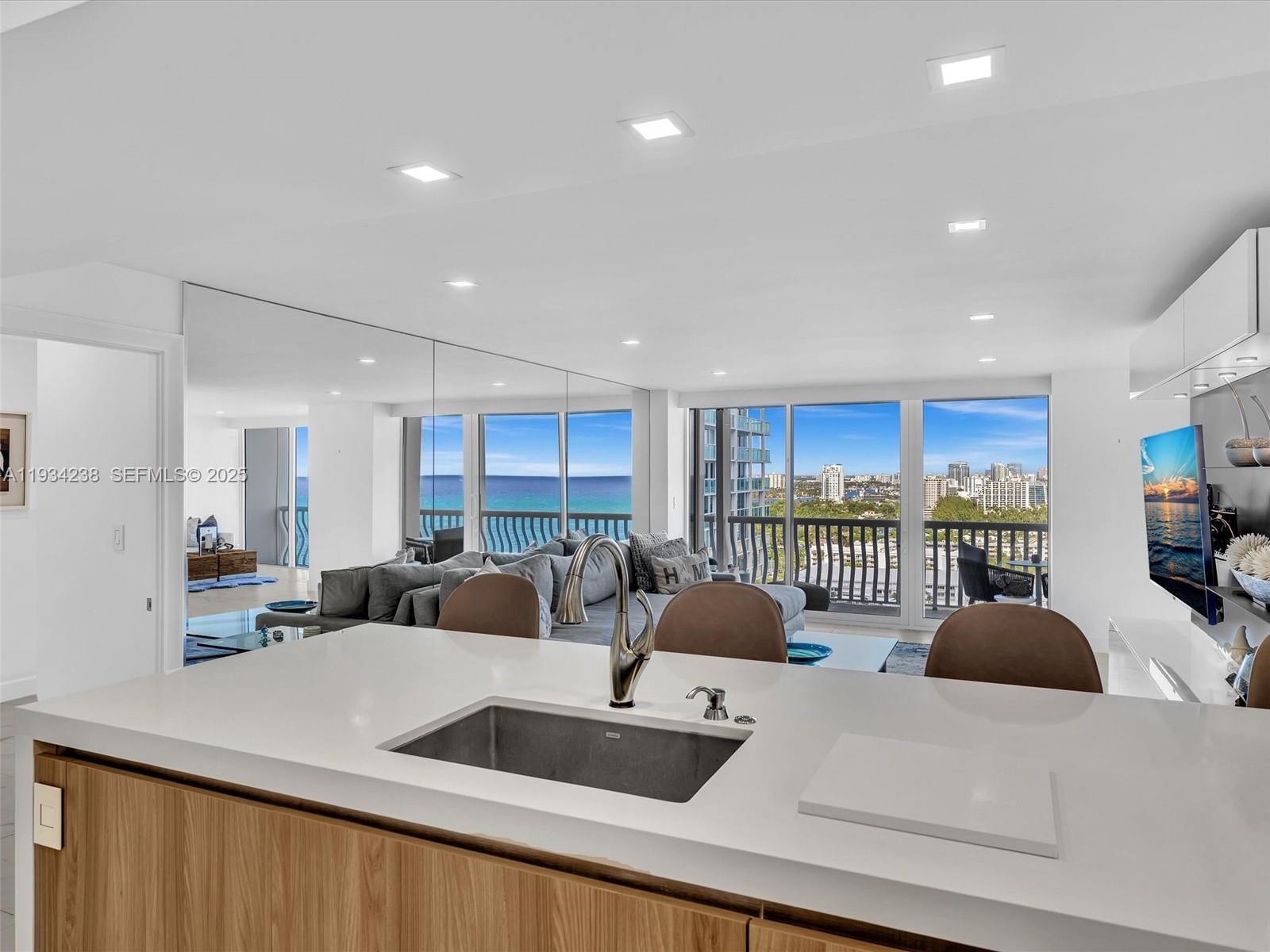 POINT OF AMERICAS II - Residential
