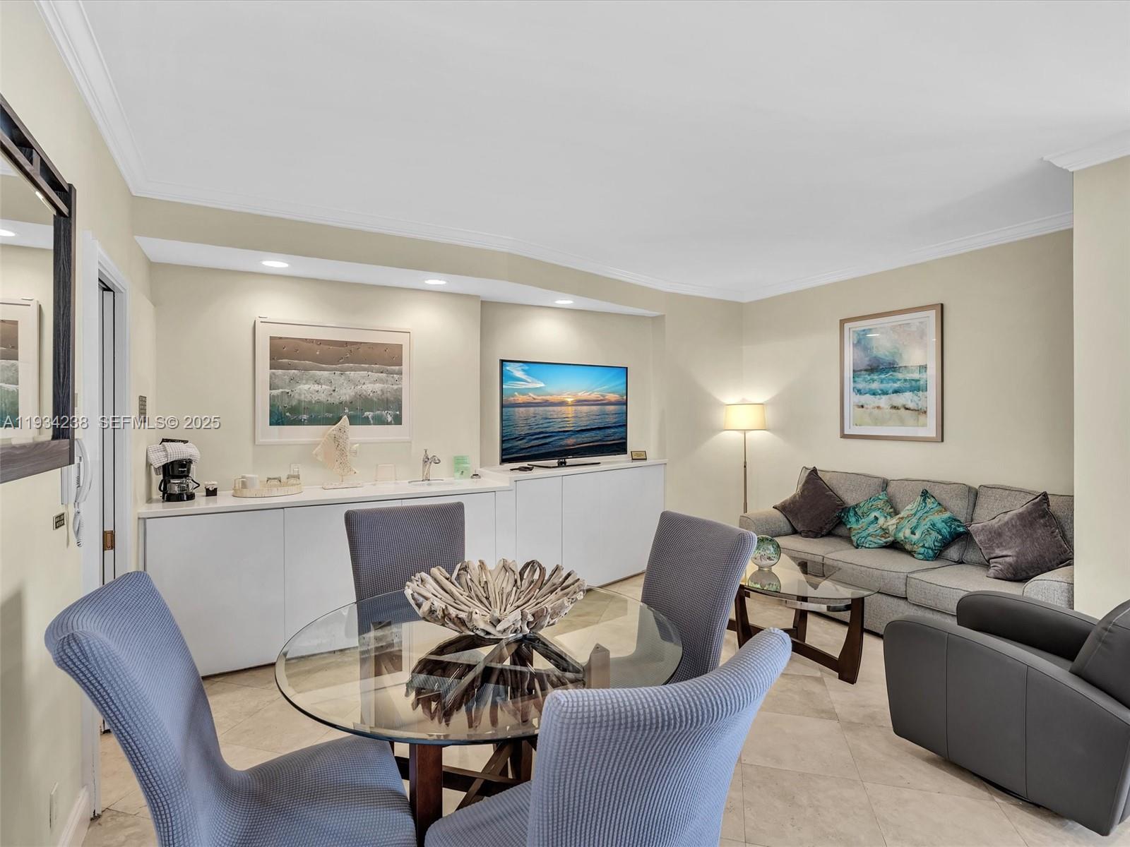 POINT OF AMERICAS II - Residential