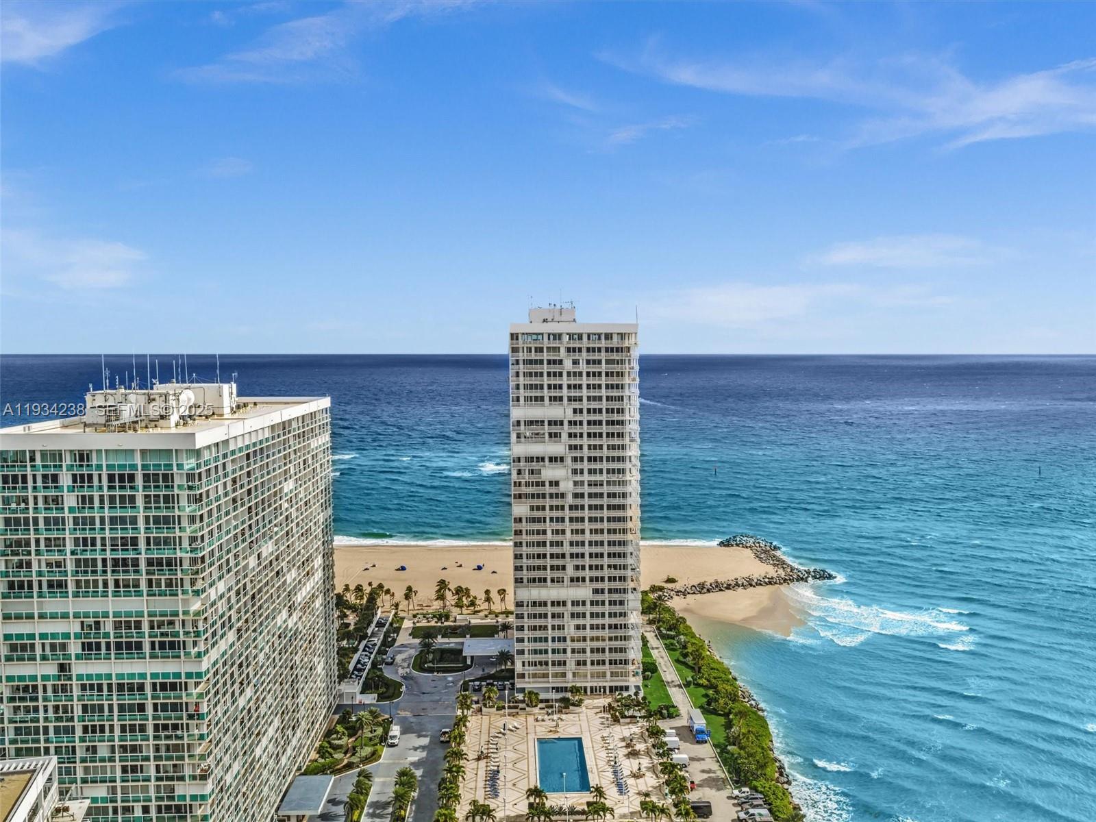 POINT OF AMERICAS II - Residential
