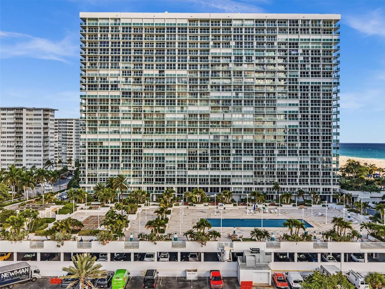 POINT OF AMERICAS II - Residential