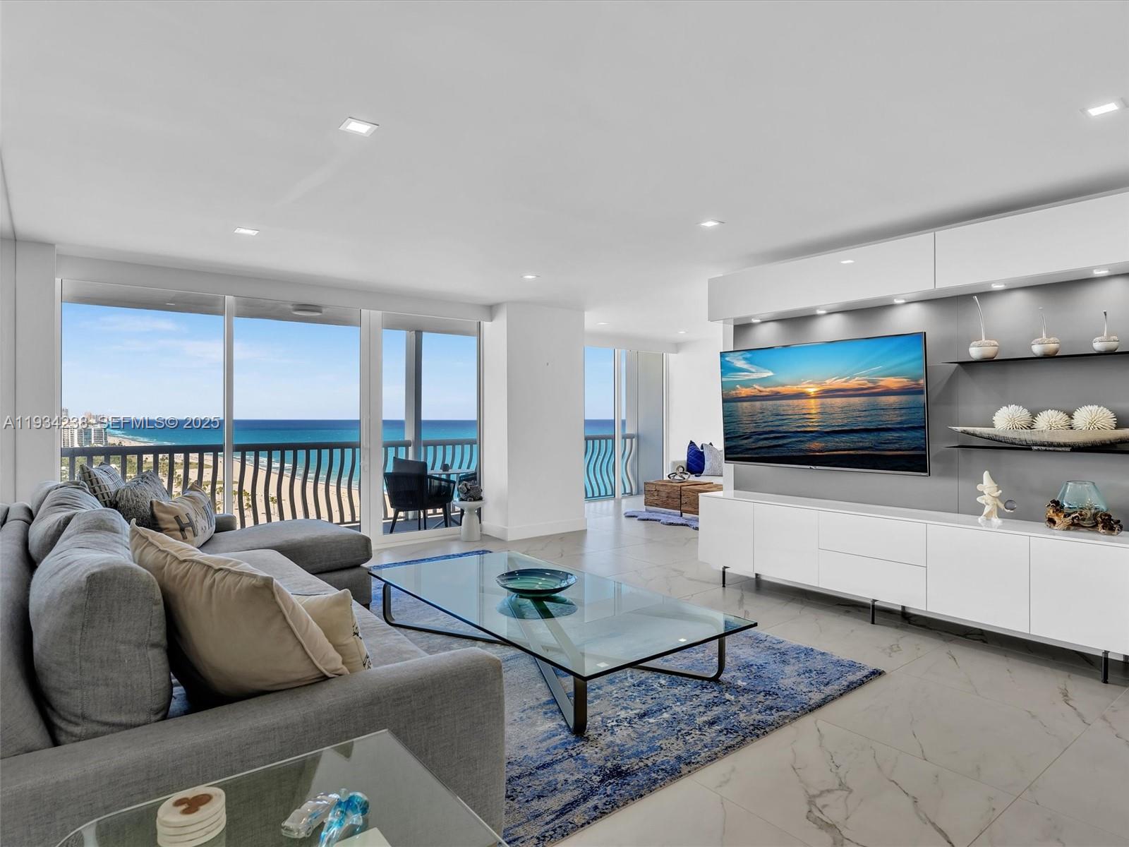POINT OF AMERICAS II - Residential