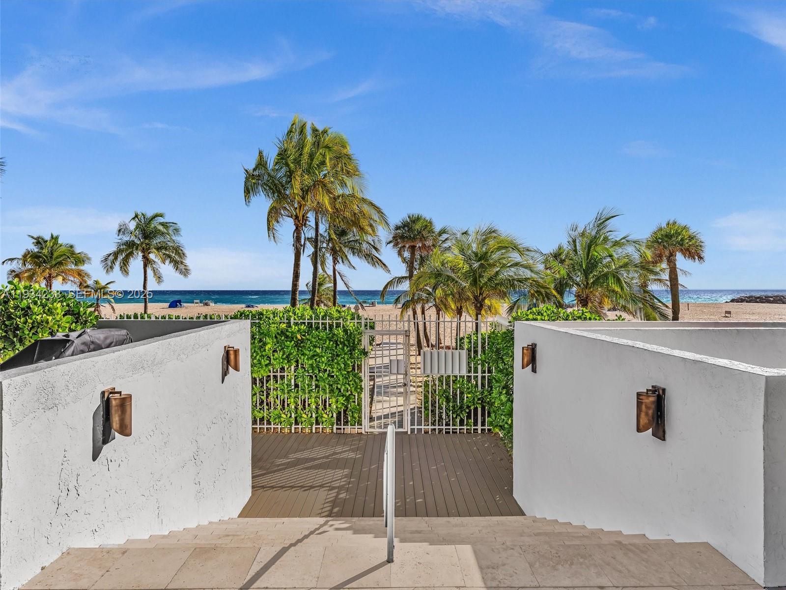 POINT OF AMERICAS II - Residential