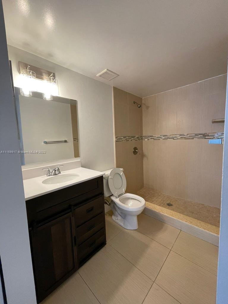 ST ANDREWS CONDO - Residential Lease