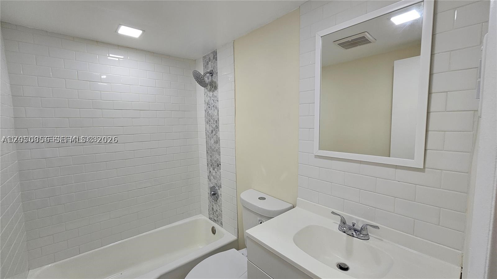 TOWN COLONY CONDO - Residential Lease
