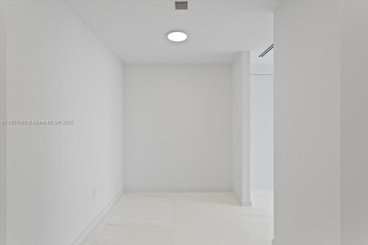 ASTON MARTIN RESIDENCES - Residential Lease