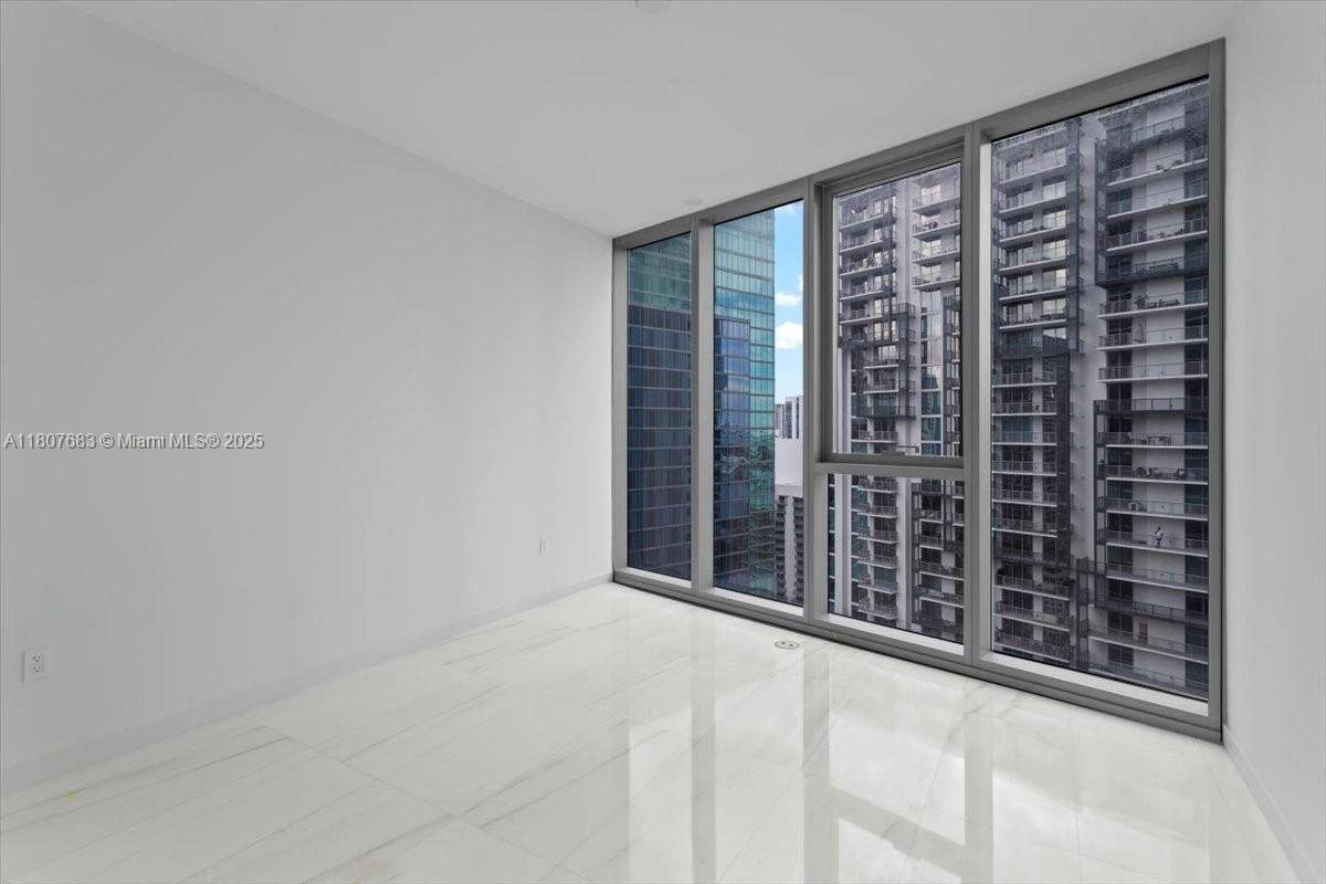 ASTON MARTIN RESIDENCES - Residential Lease