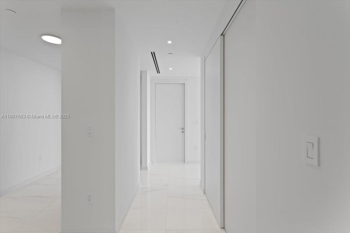 ASTON MARTIN RESIDENCES - Residential Lease
