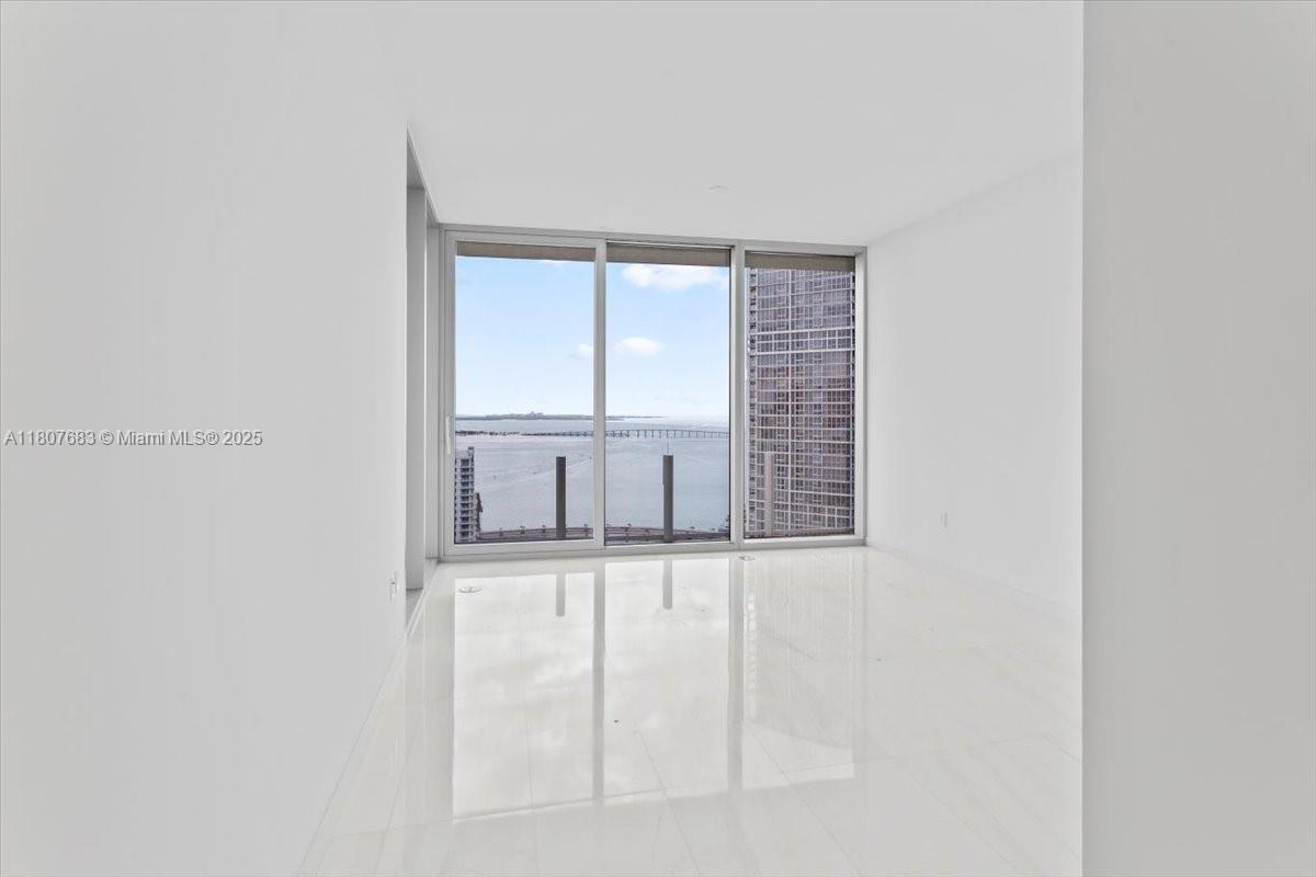 ASTON MARTIN RESIDENCES - Residential Lease