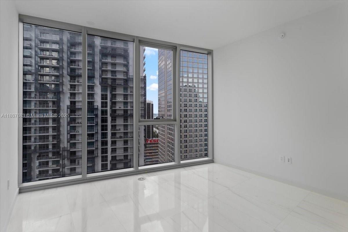 ASTON MARTIN RESIDENCES - Residential Lease