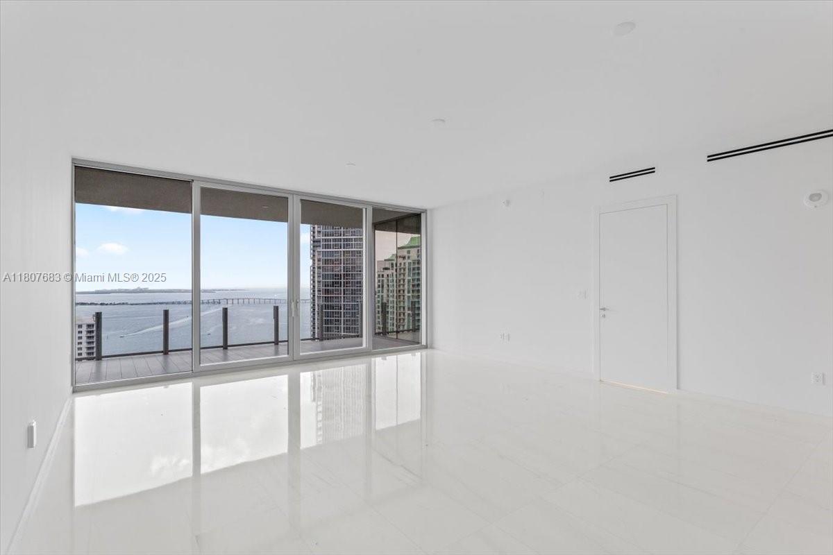 ASTON MARTIN RESIDENCES - Residential Lease