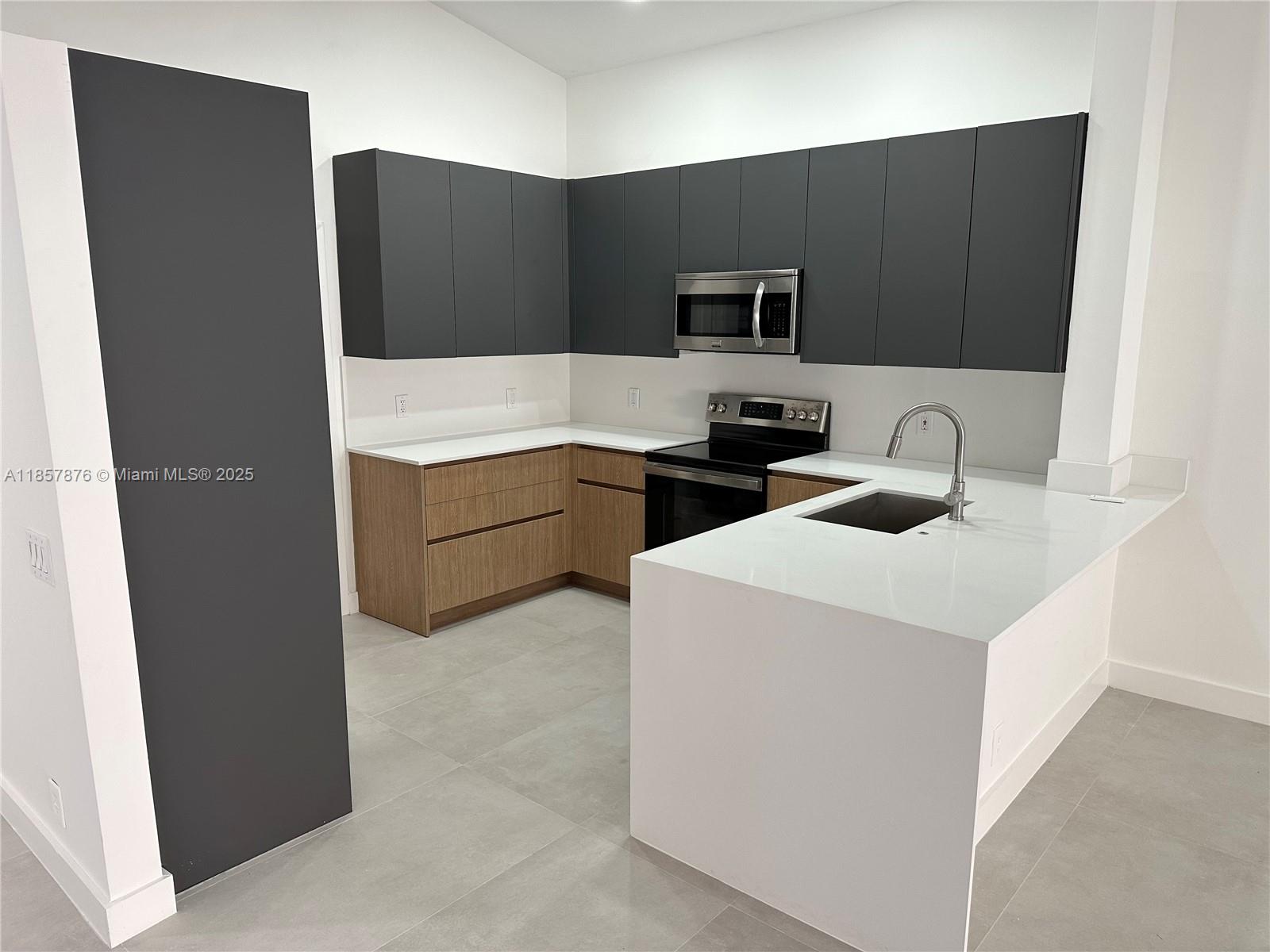SECTORS 3 & 4 BOUNDARY PL - Residential