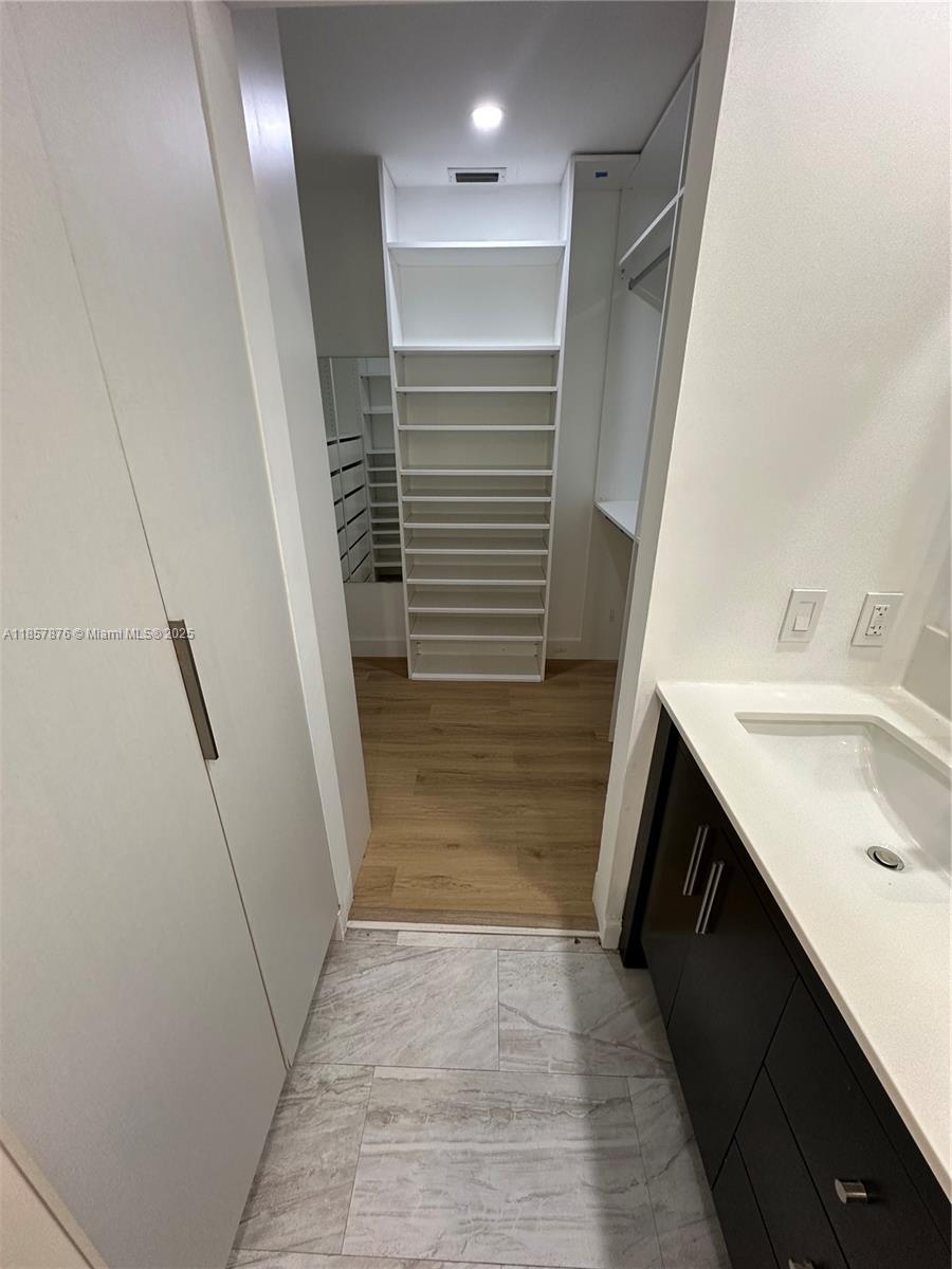SECTORS 3 & 4 BOUNDARY PL - Residential